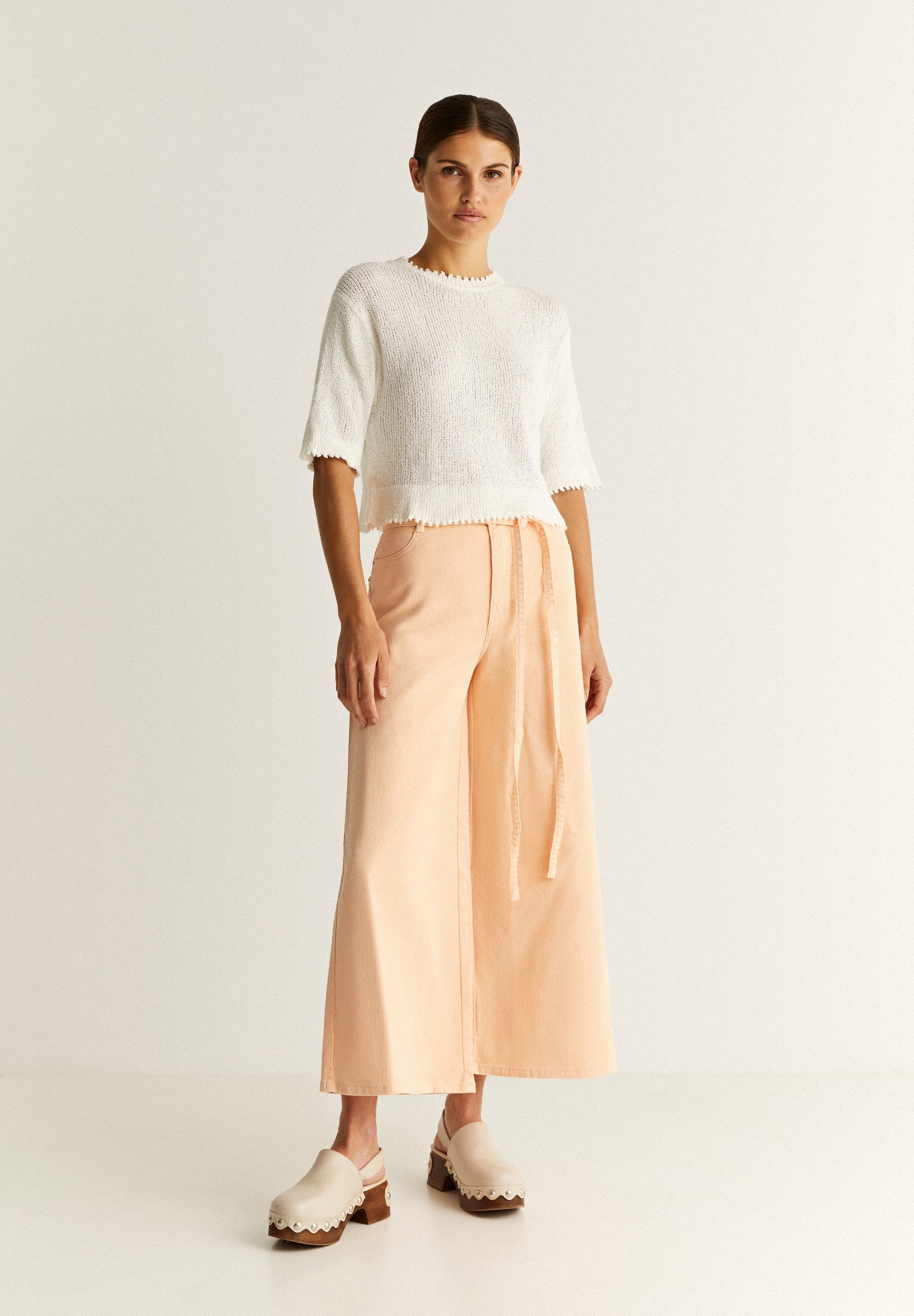 SOFT TOUCH JEANS WITH BOW