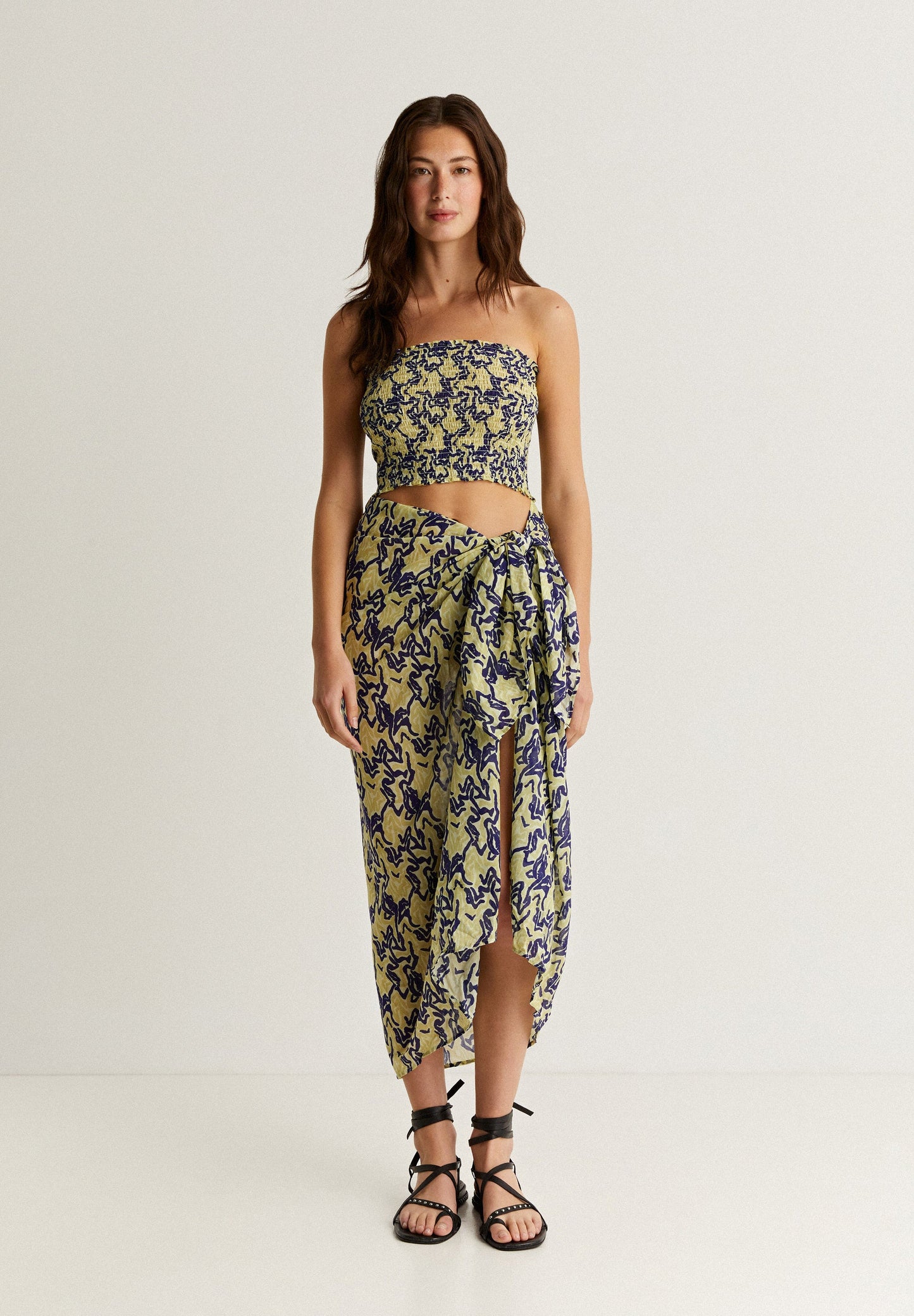 TOP AND SARONG SET