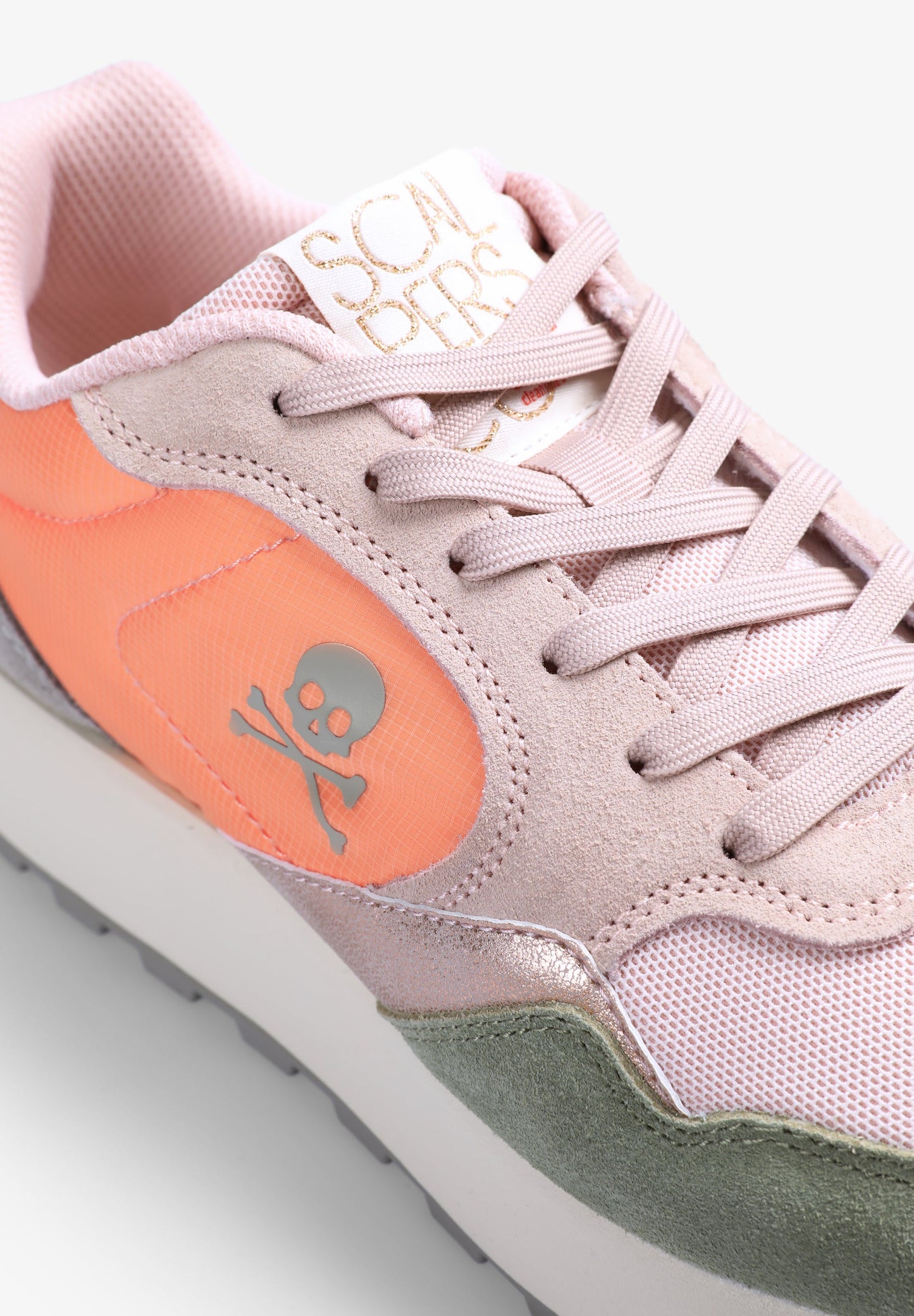 METALLIC DETAIL SNEAKERS