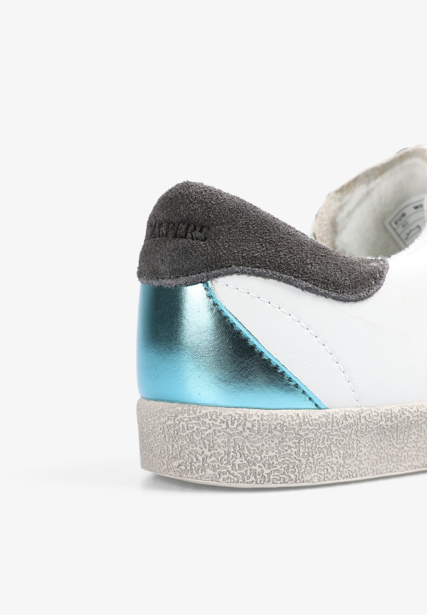 LOW TOP SNEAKERS WITH ANIMAL PRINT DETAIL