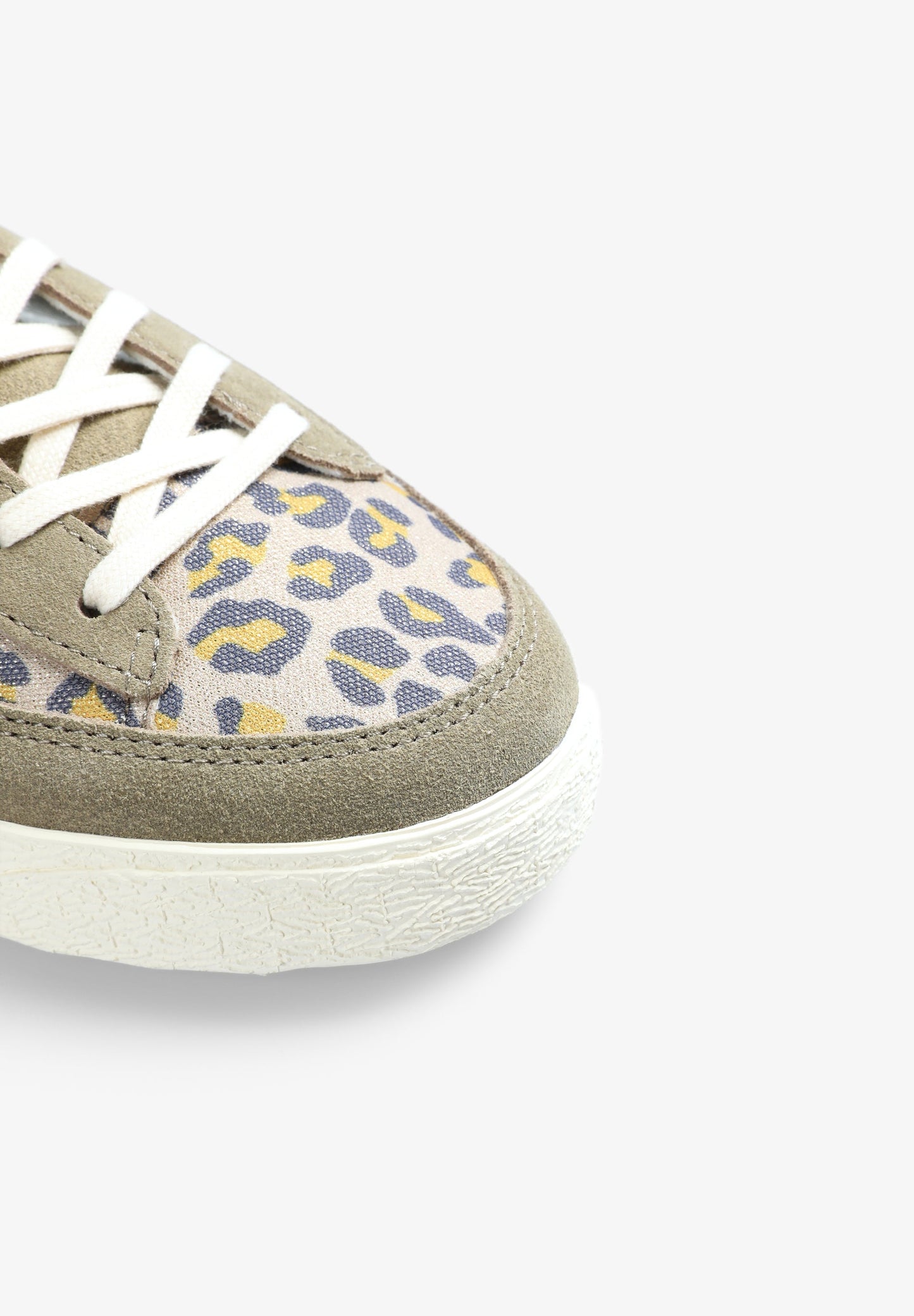 LOW TOP SNEAKERS WITH ANIMAL PRINT LOGO
