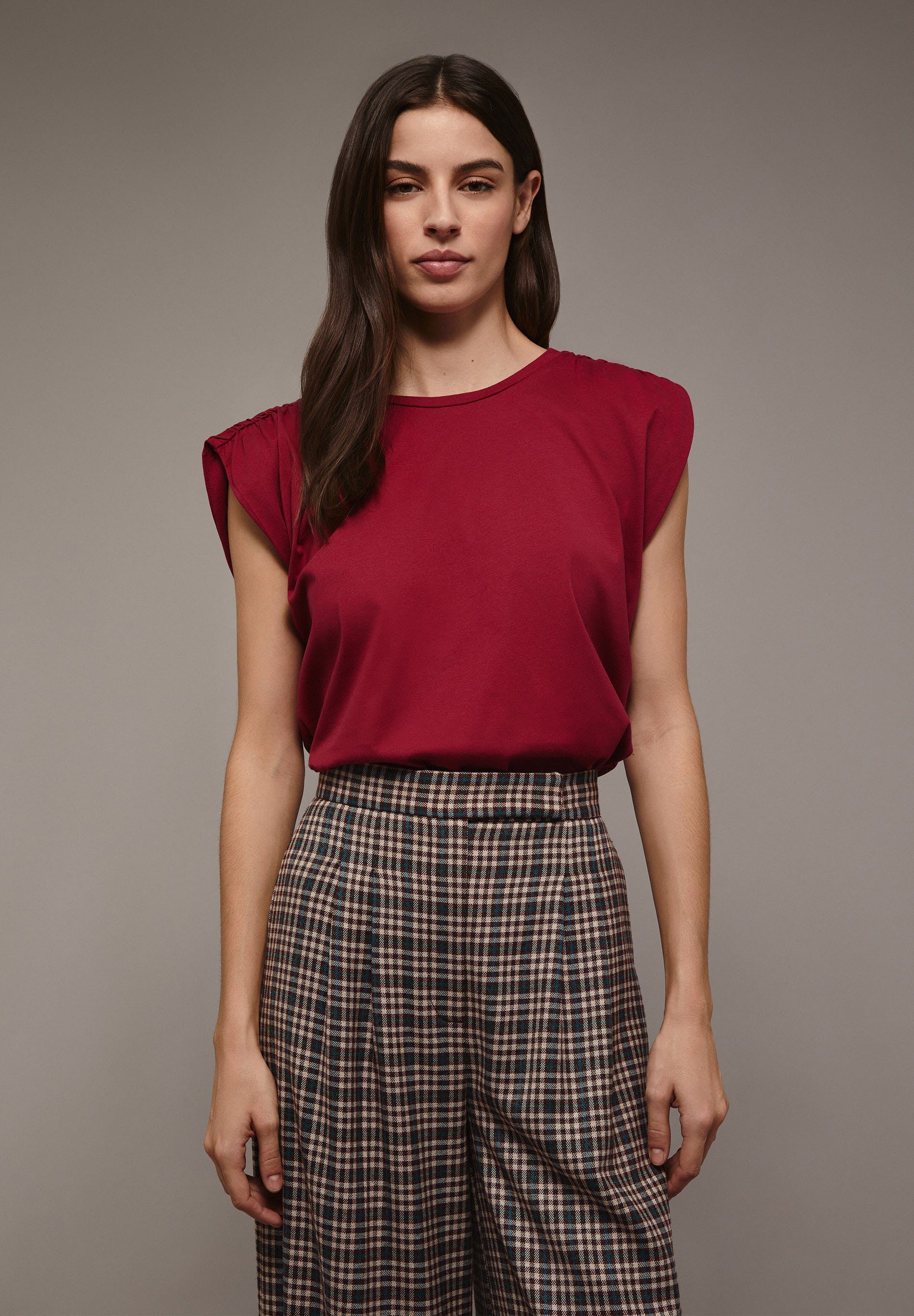 T-SHIRT WITH GATHERED SHOULDER DETAIL