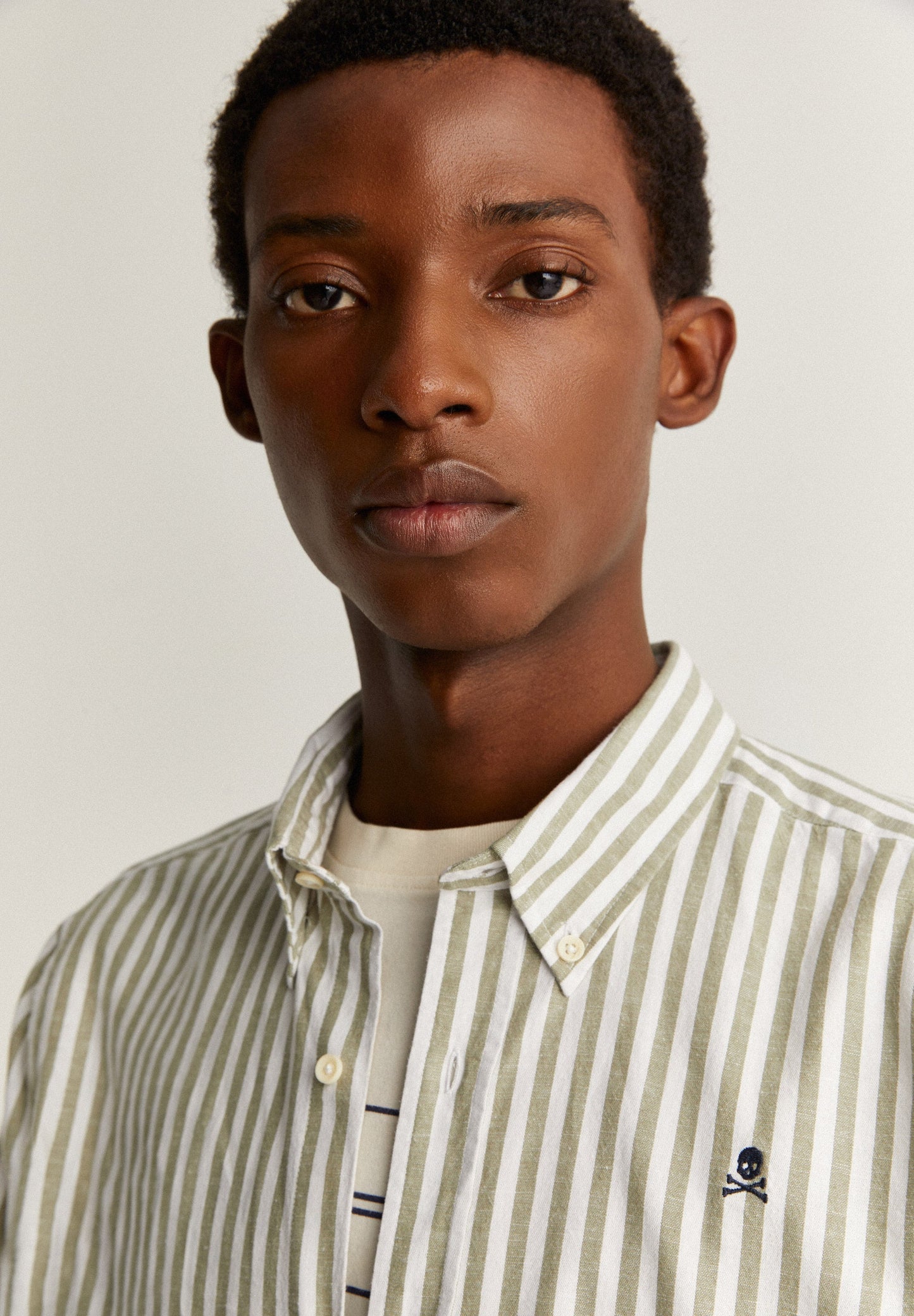 CHEMISE RAYURES COL BOUTONNÉ