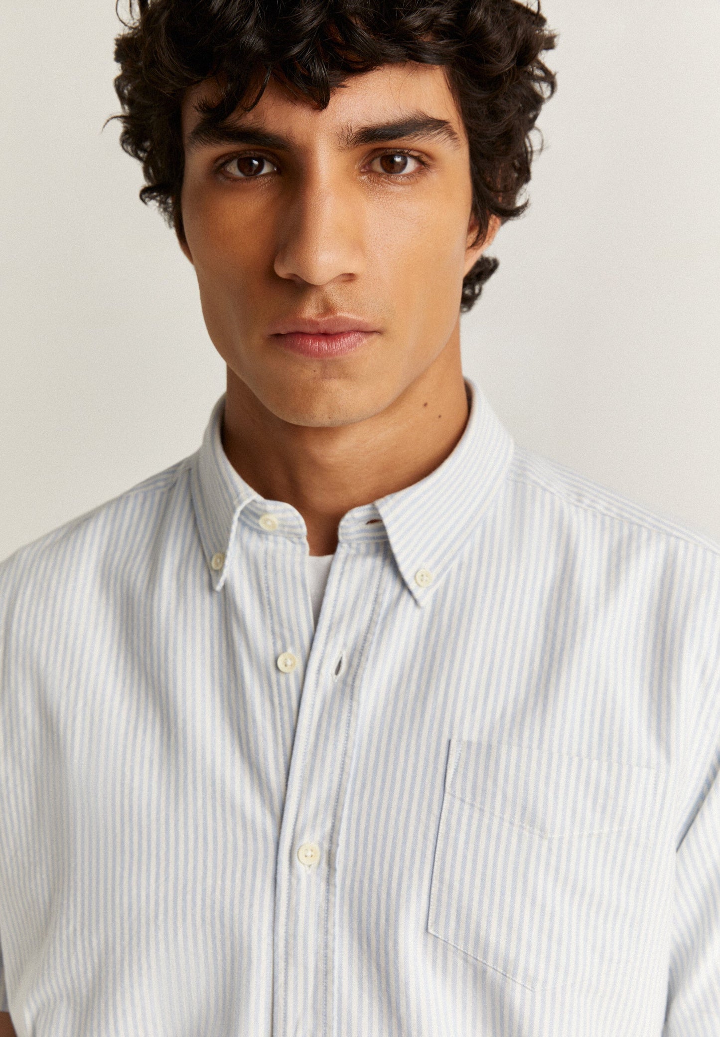 SHORT SLEEVE OXFORD STRIPED SHIRT