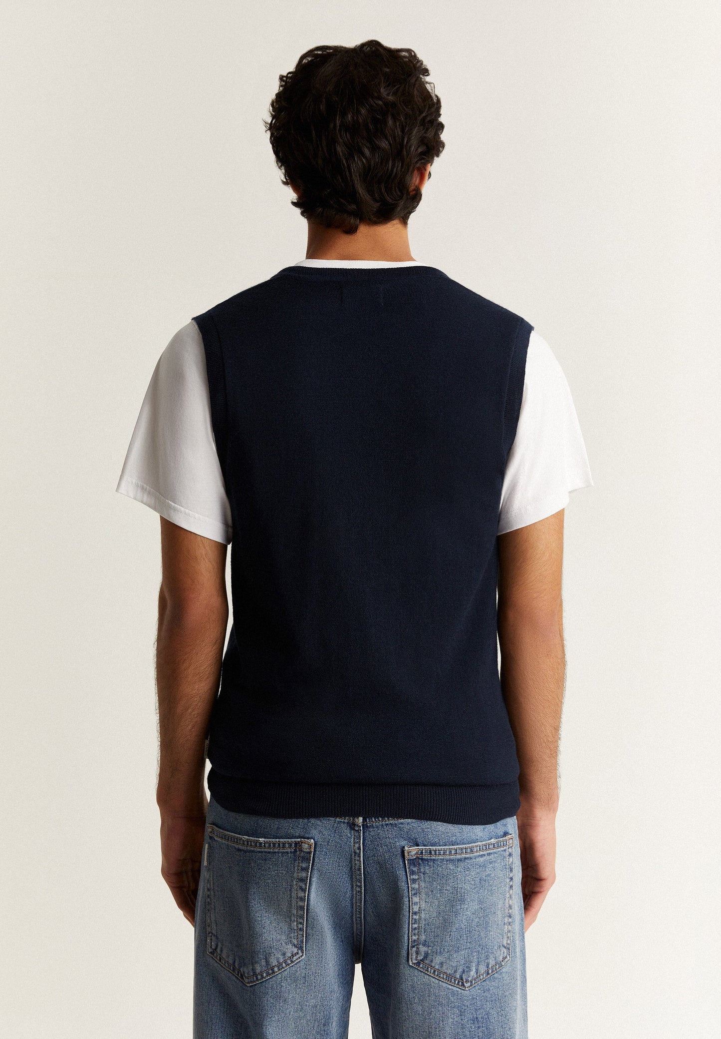 KNIT WAISTCOAT WITH SKULL