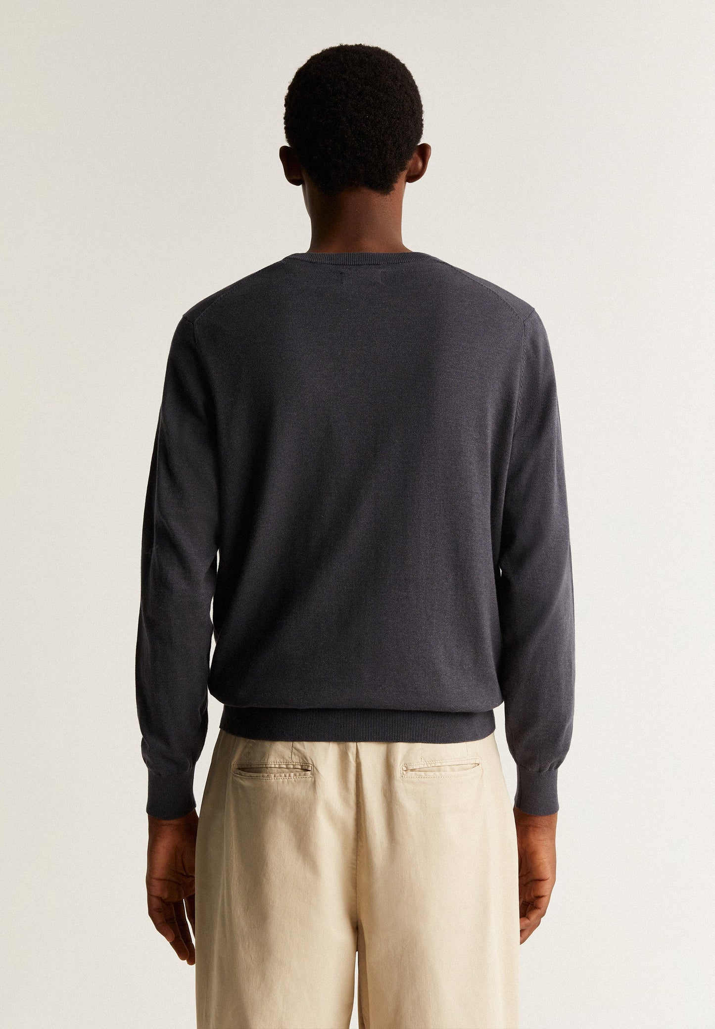 ROUND NECK SWEATER WITH SKULL