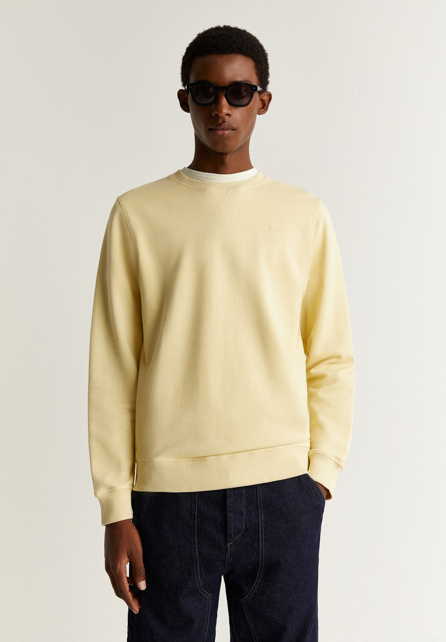 BASIC SKULL SWEATSHIRT