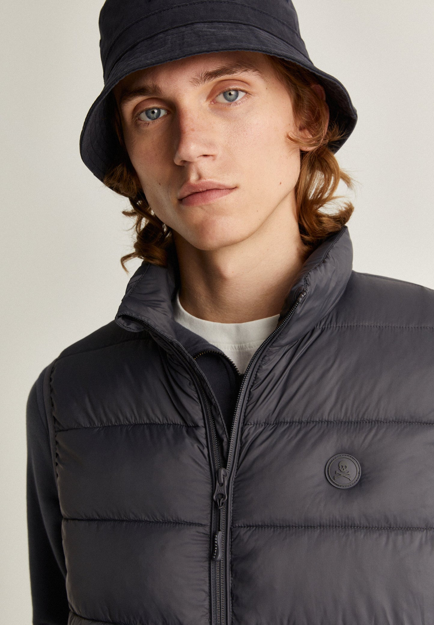 DOUDOUNE SANS MANCHES SKULL