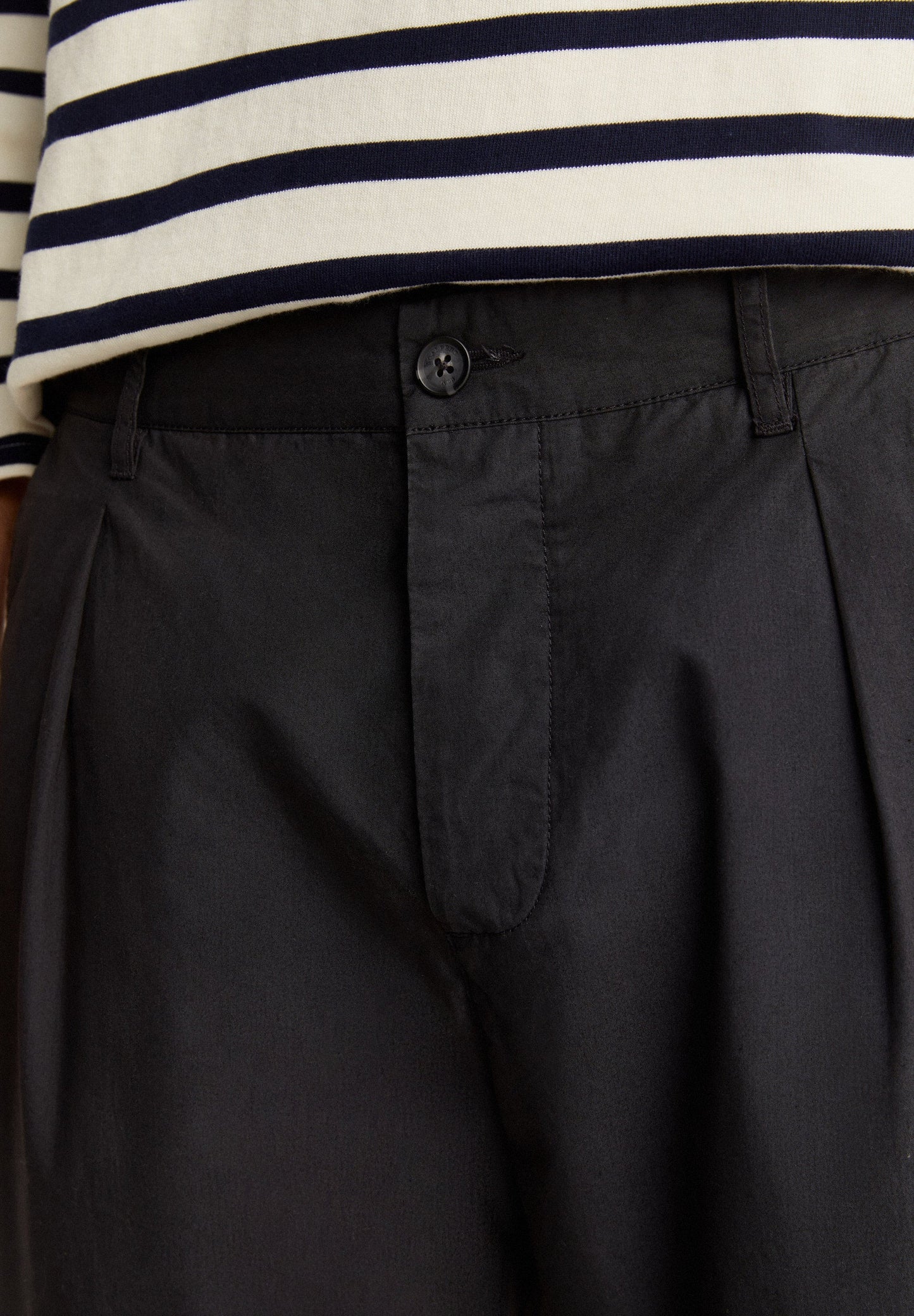 PREMIUM TROUSERS WITH DARTS