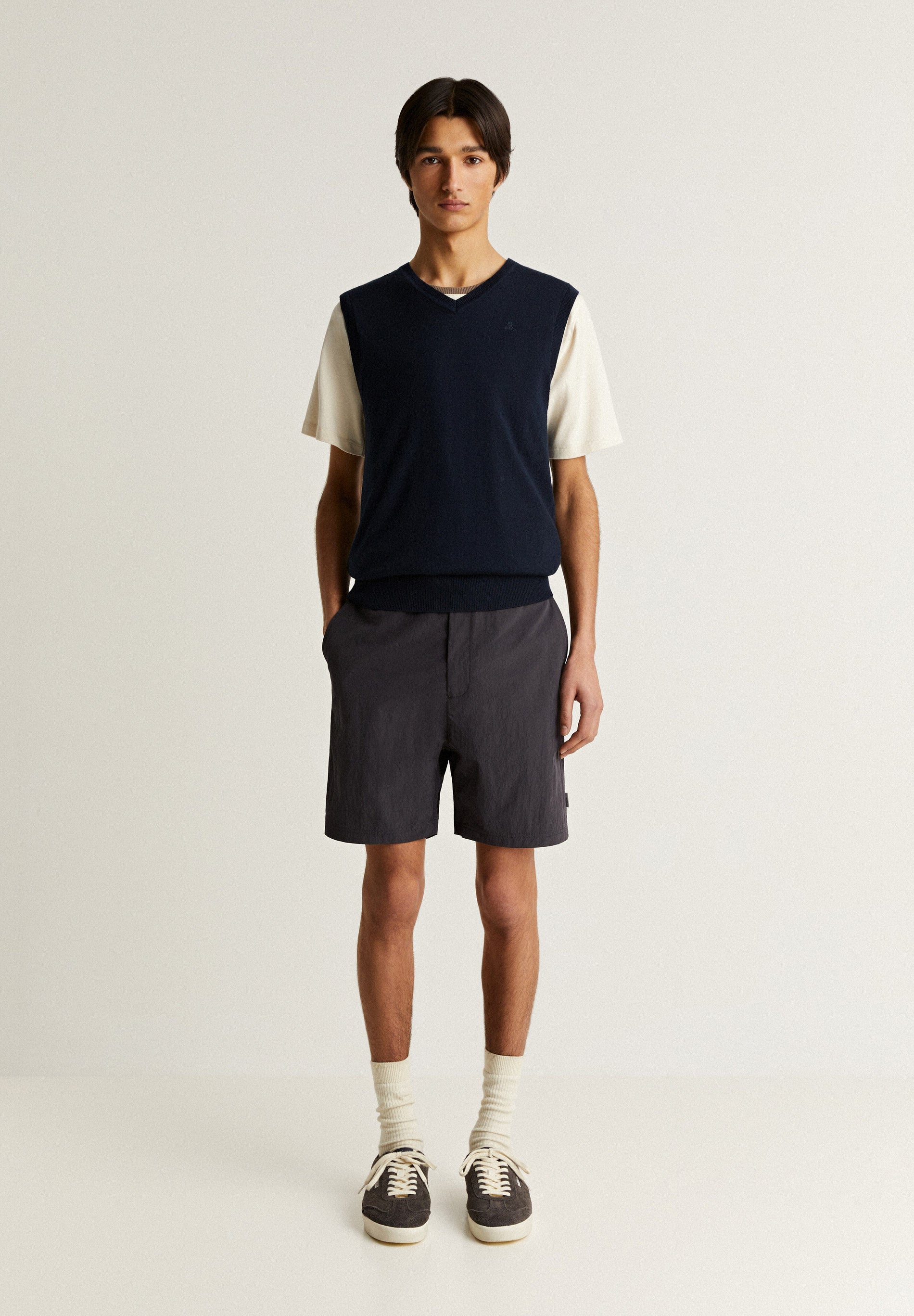 PREMIUM BERMUDA SHORTS WITH DRAWSTRING