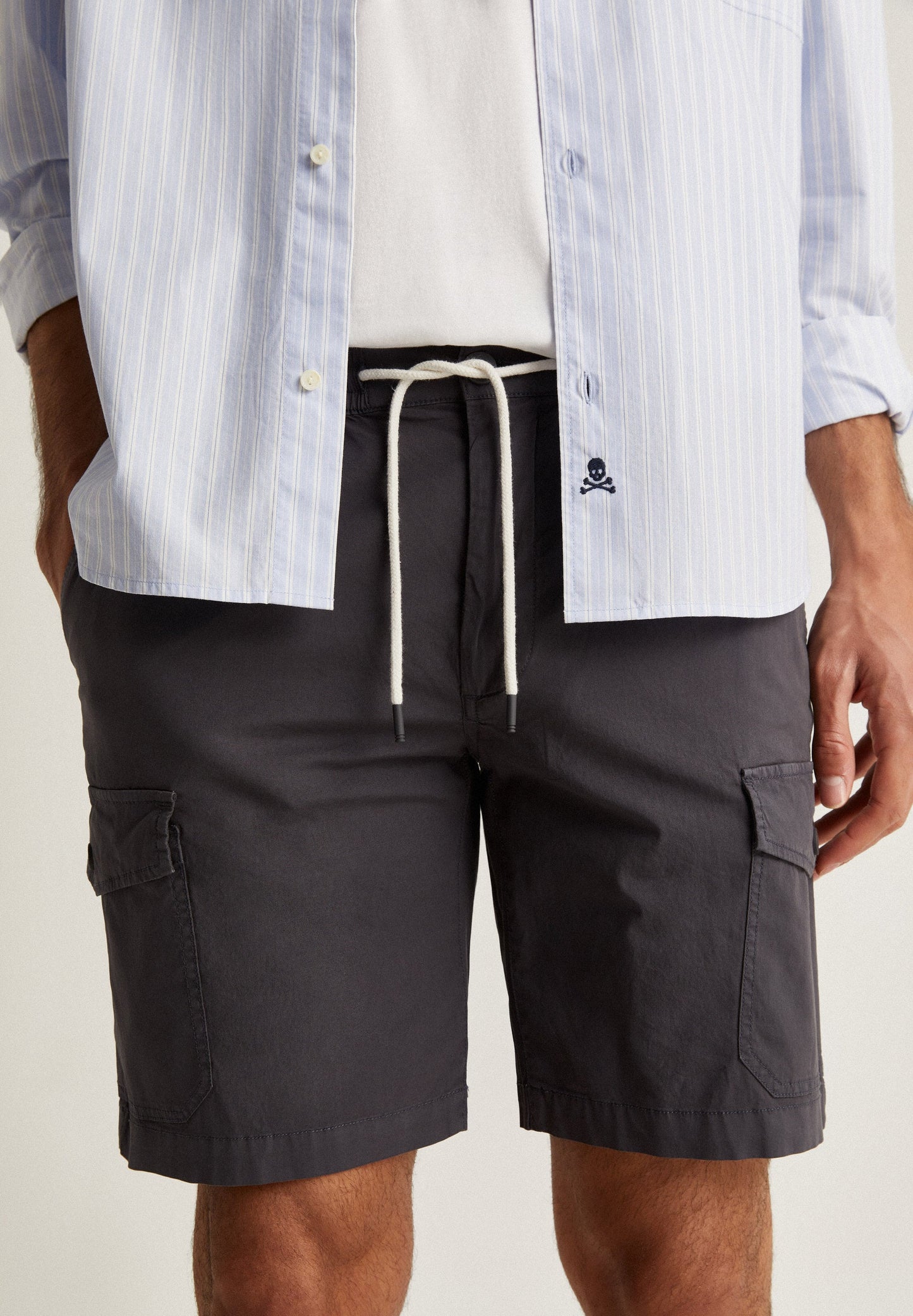 CARGO BERMUDA SHORTS WITH CONTRAST DRAWSTRING
