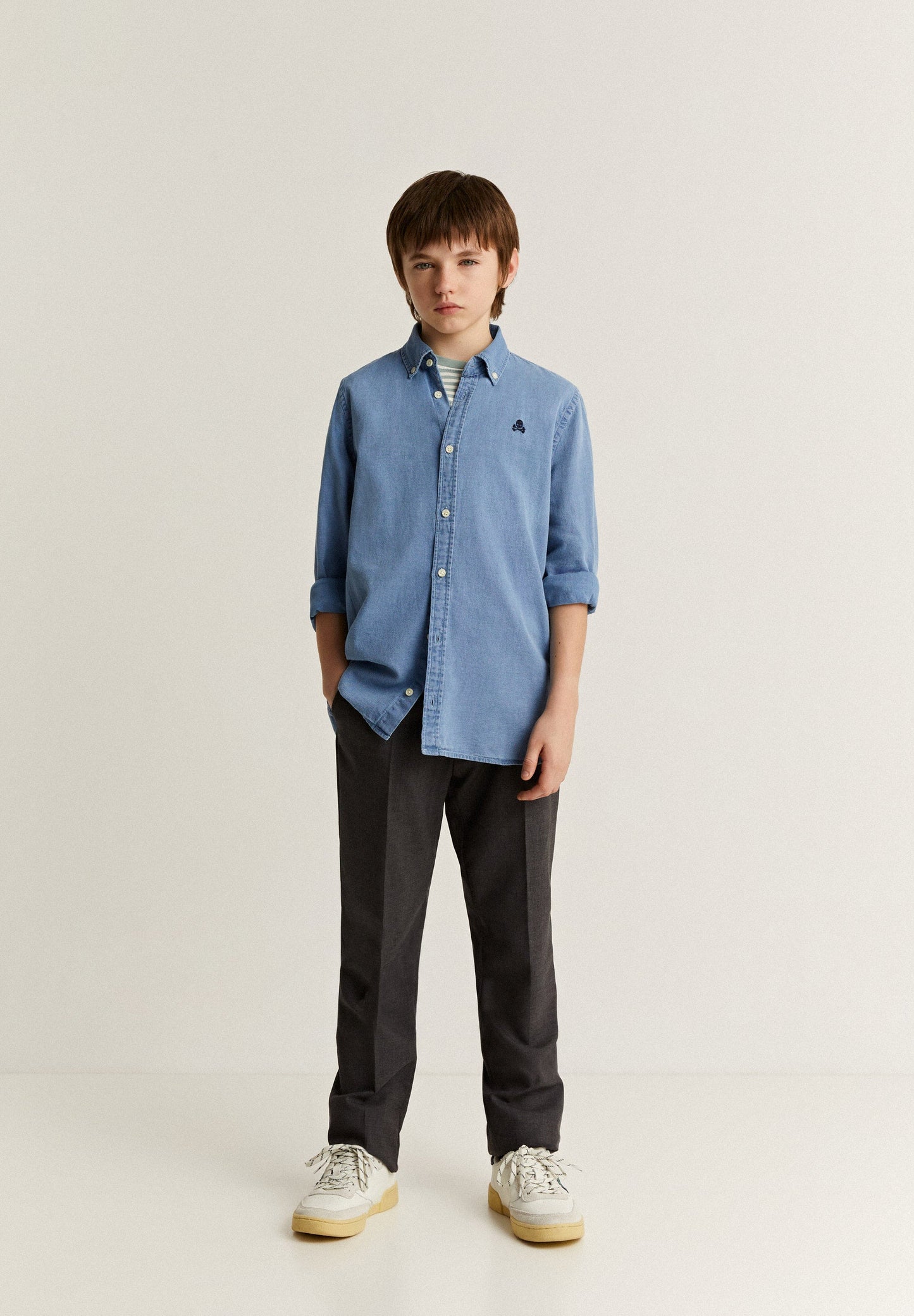 BUTTON-DOWN COLLAR DENIM SHIRT