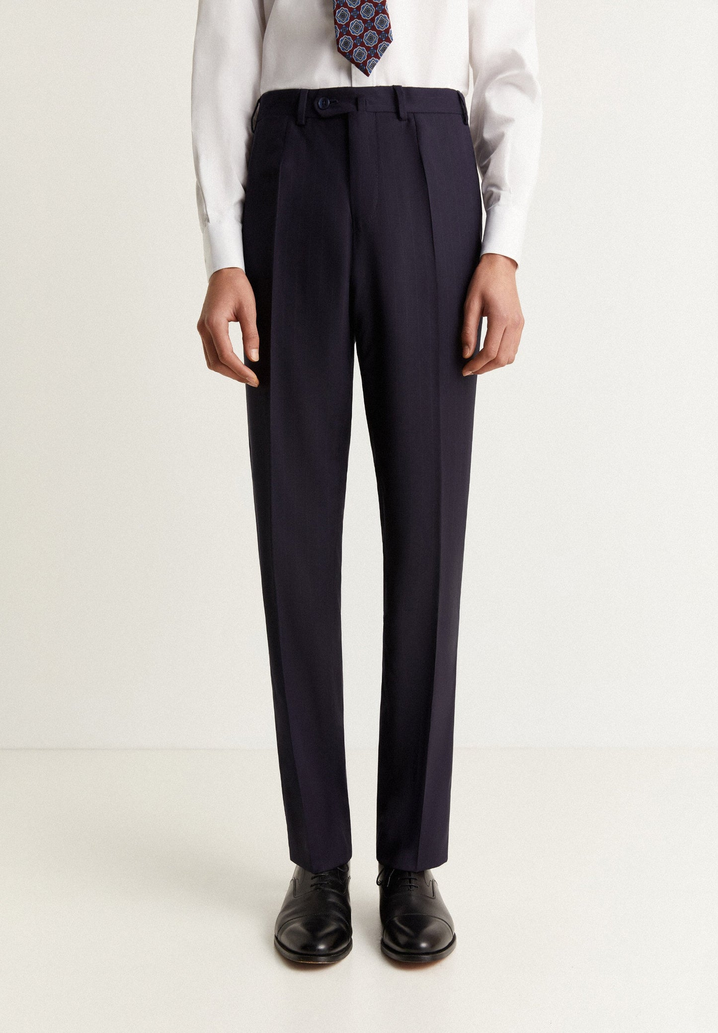 STRIPED NAVY BLUE WOOL SUIT