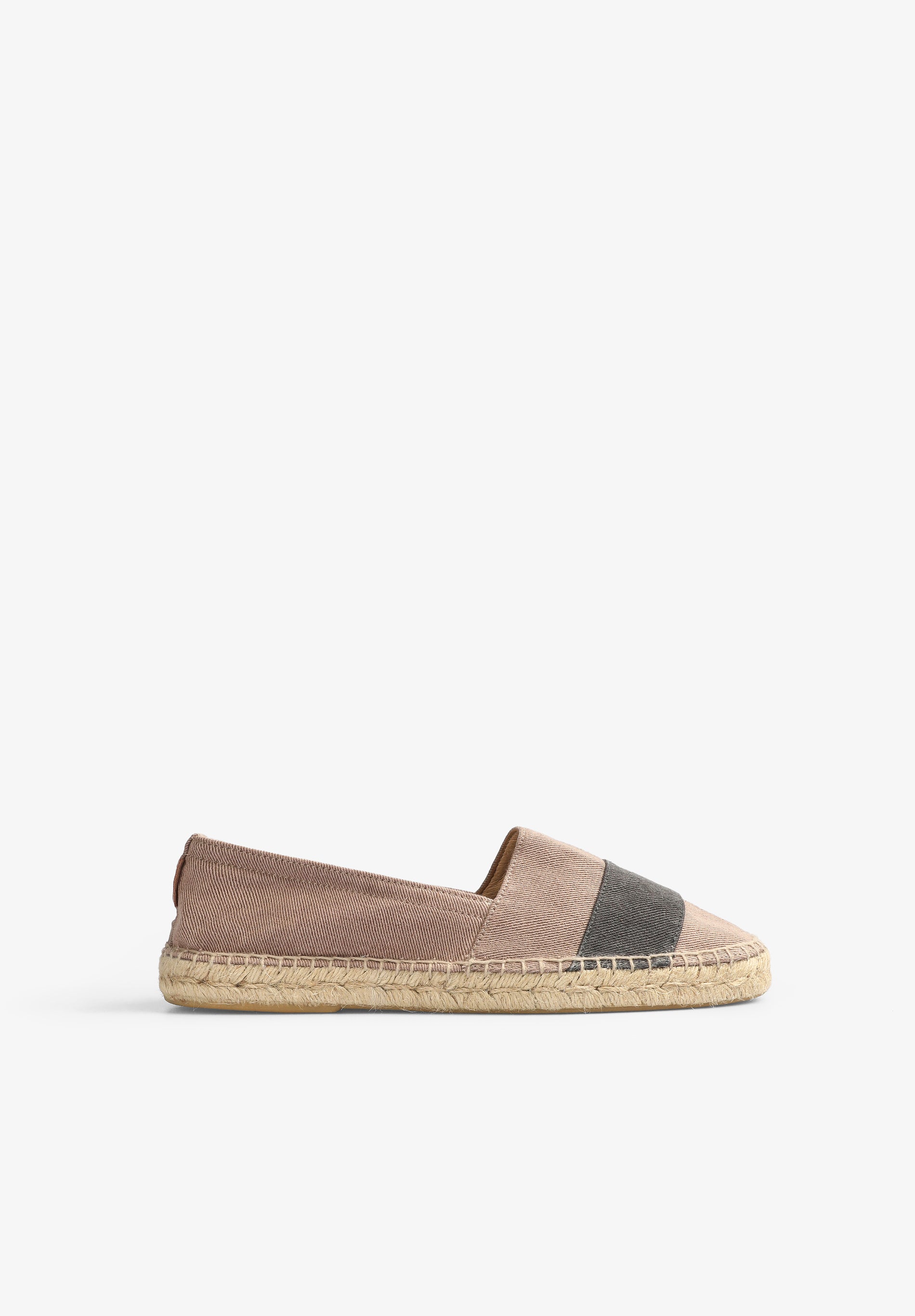CONTRAST STRIPE ESPADRILLES