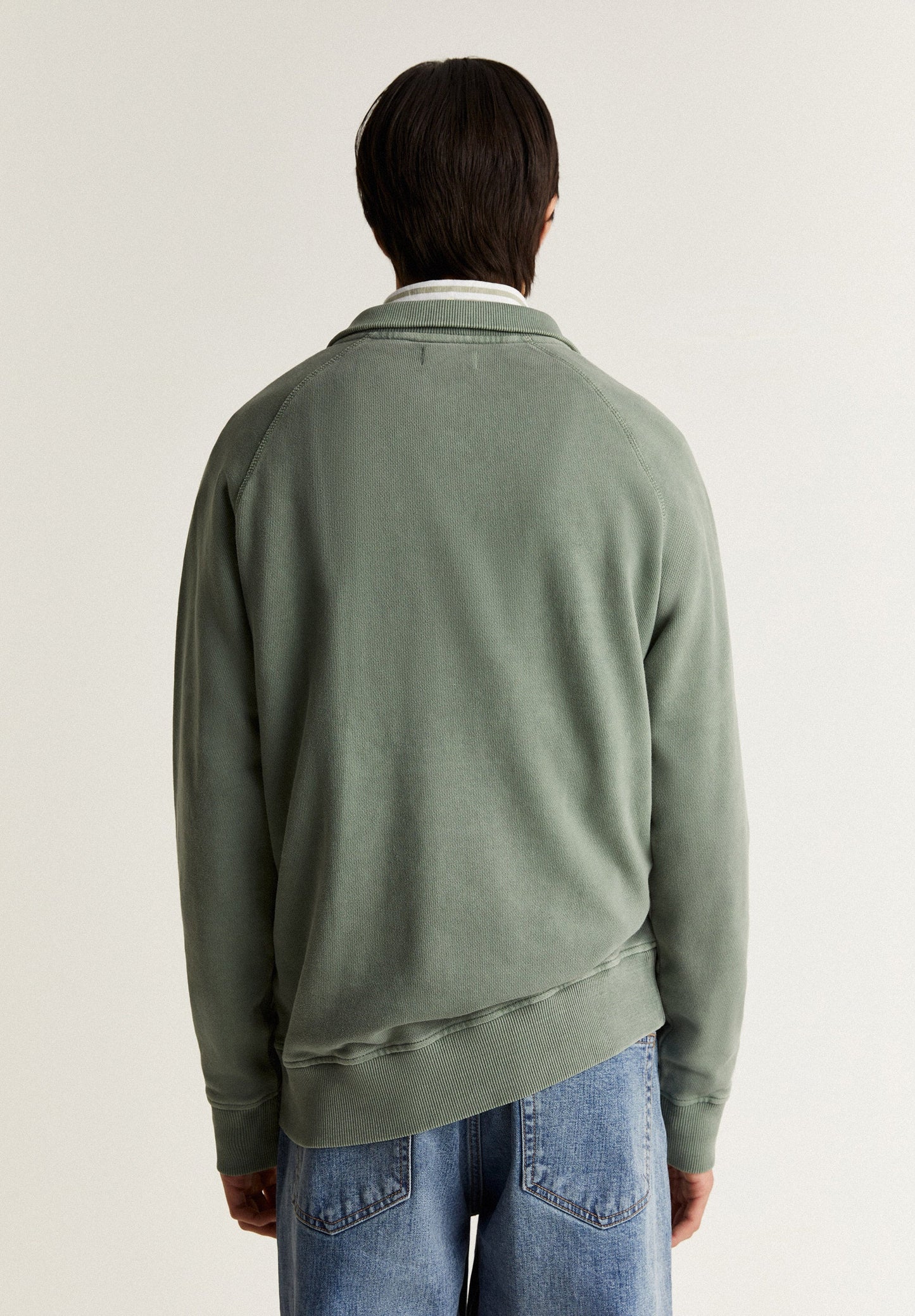 SWEATSHIRT WITH SEAM DETAIL