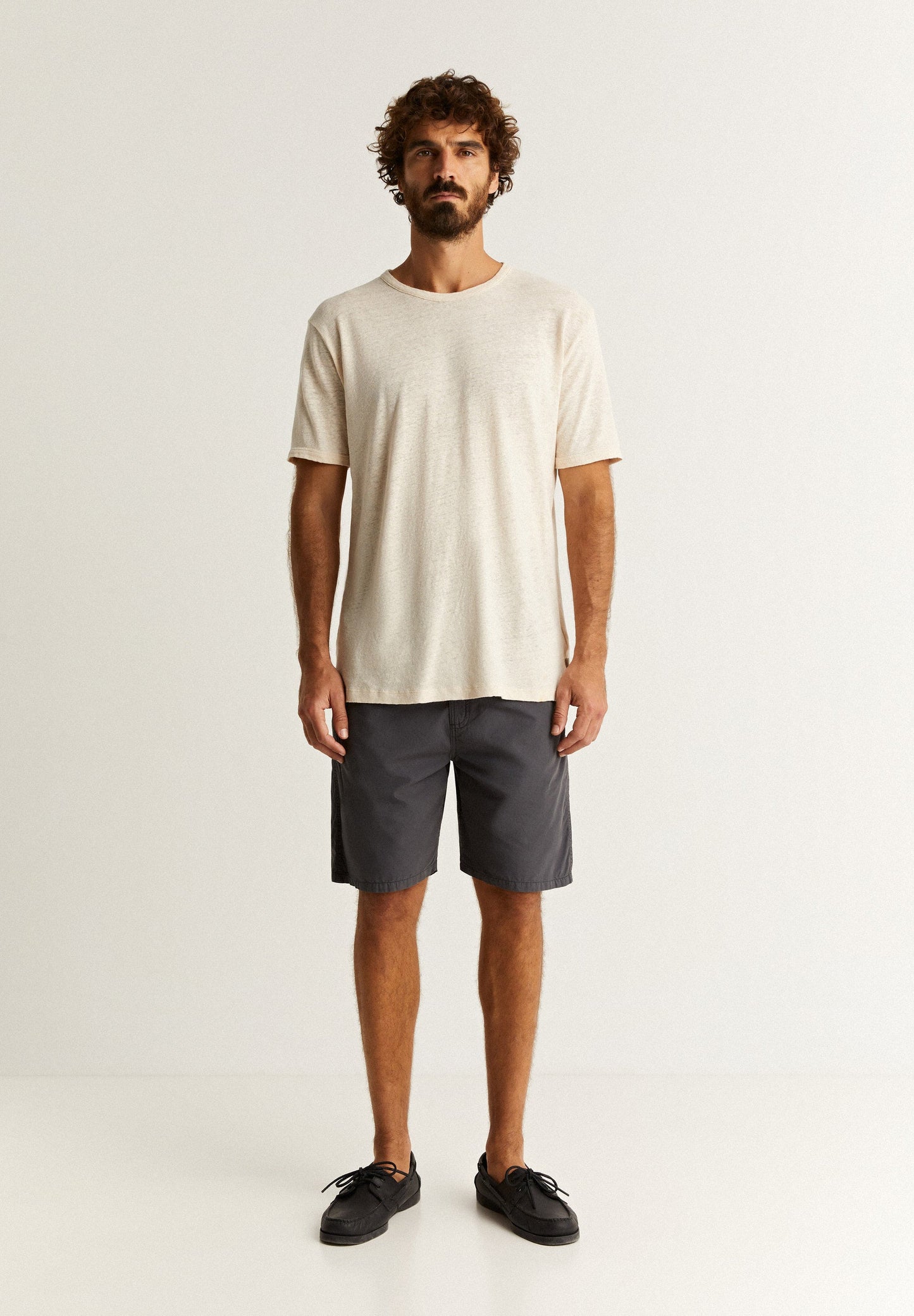 PREMIUM LINEN T-SHIRT