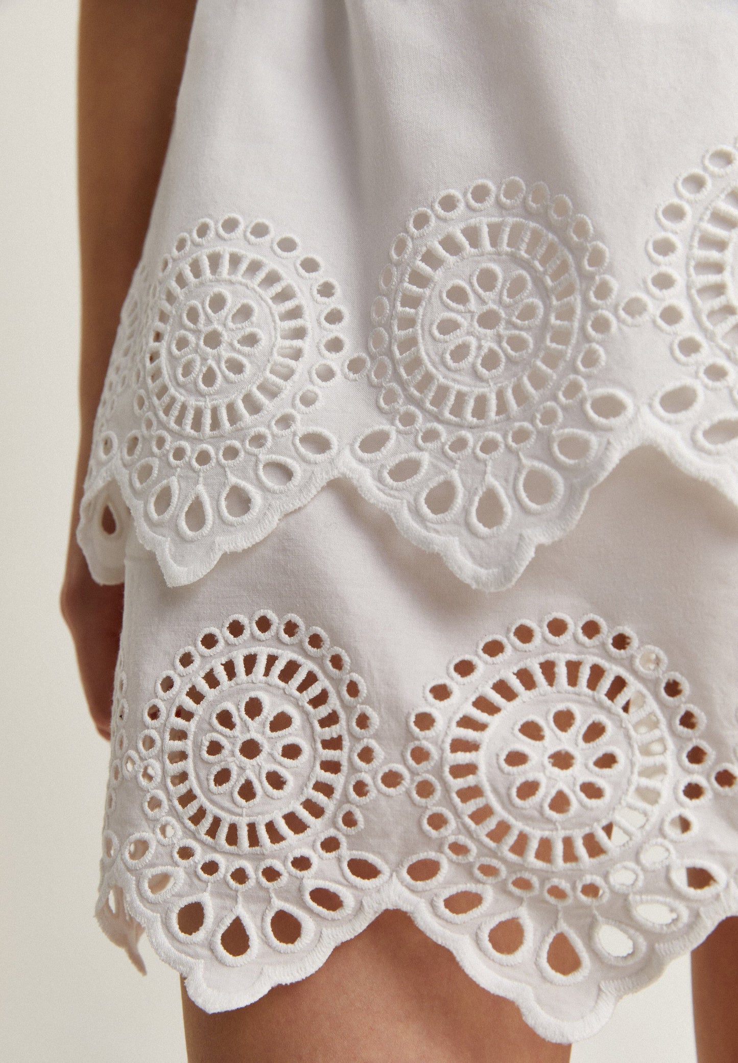 BRODERIE ANGLAISE RUFFLED SKIRT