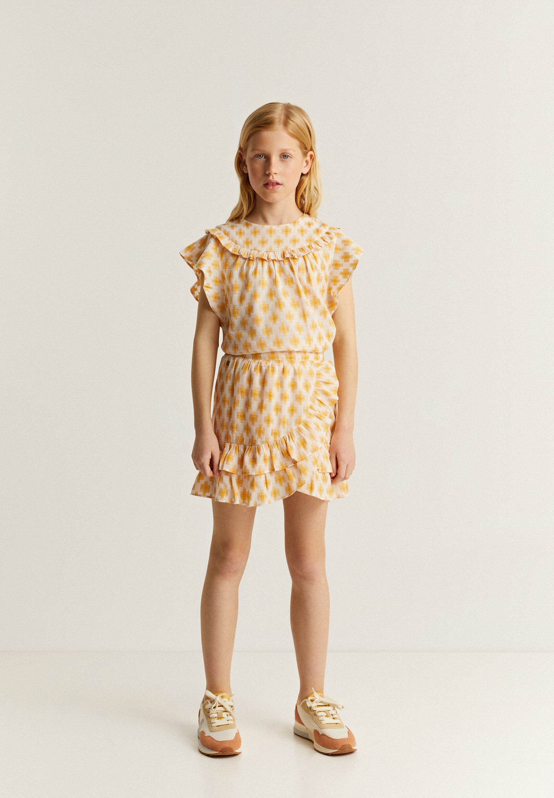 CROSSED SKIRT WITH RUFFLES