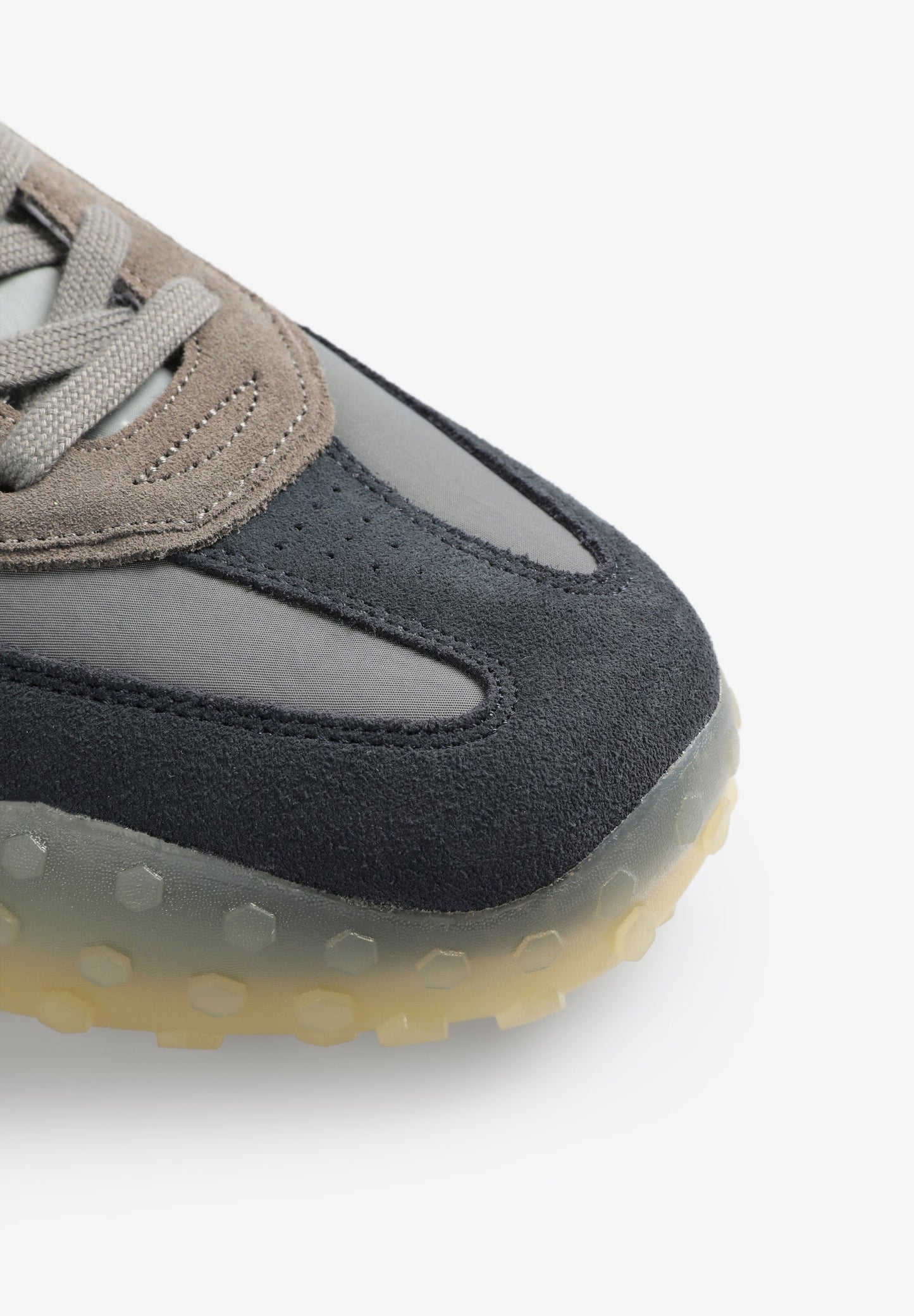 BASKETS DAIM SEMELLE MOUCHETÉE