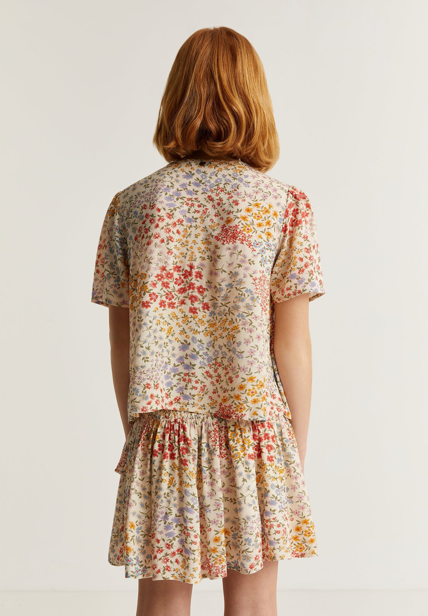 FLORAL SMOCKED BLOUSE