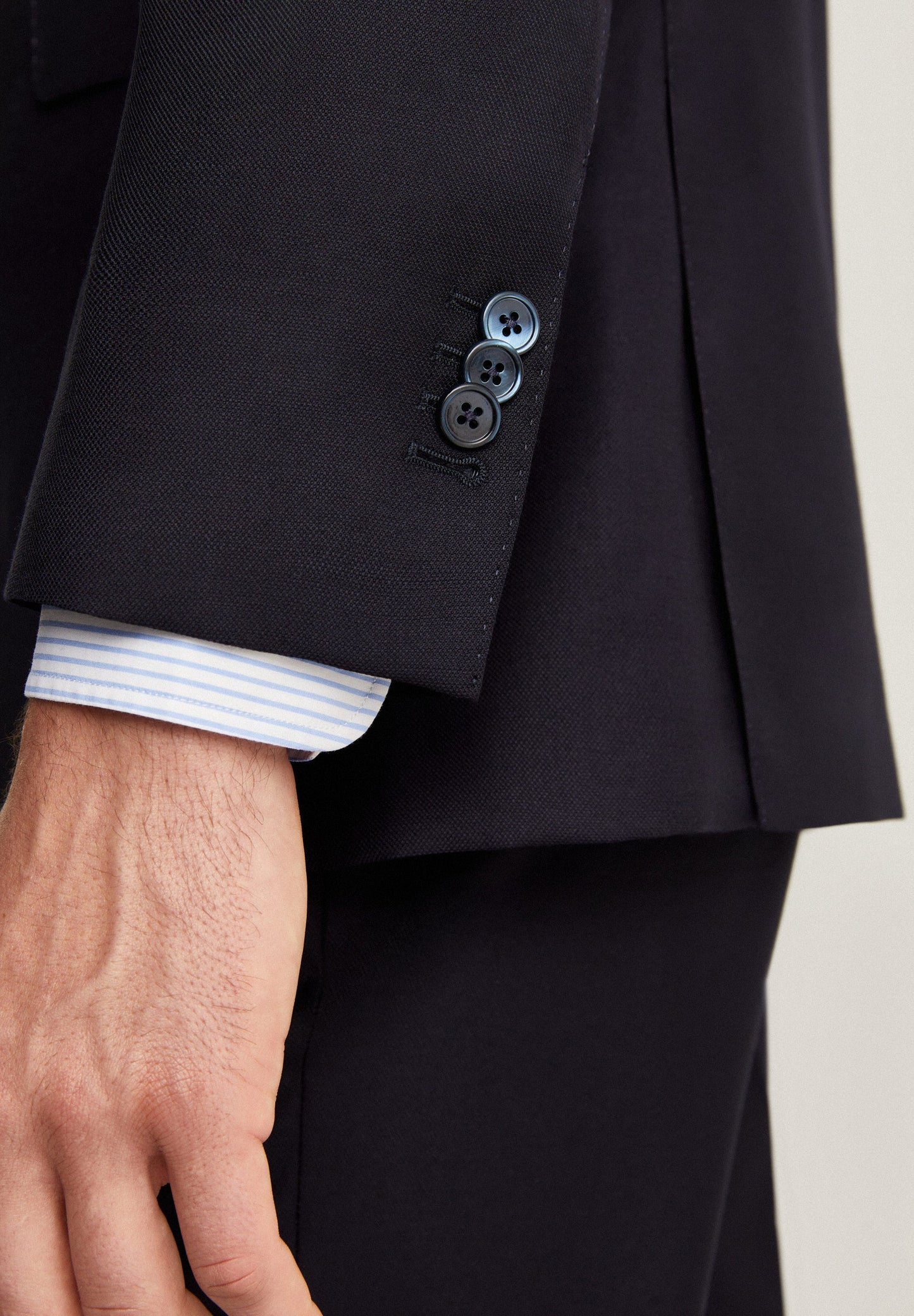 ICON HUMPHREY SUIT I