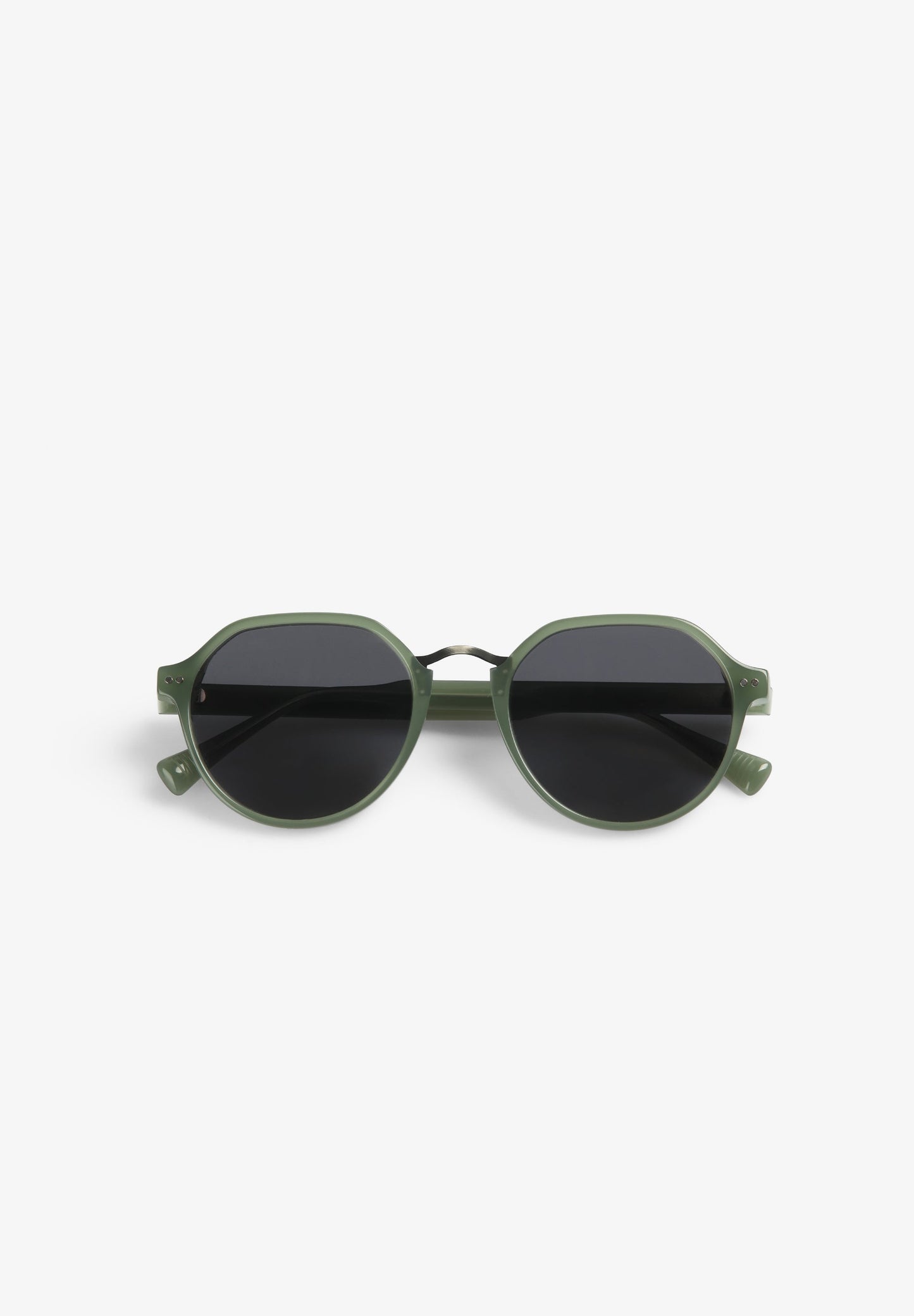 FINE OVAL SUNGLASSES