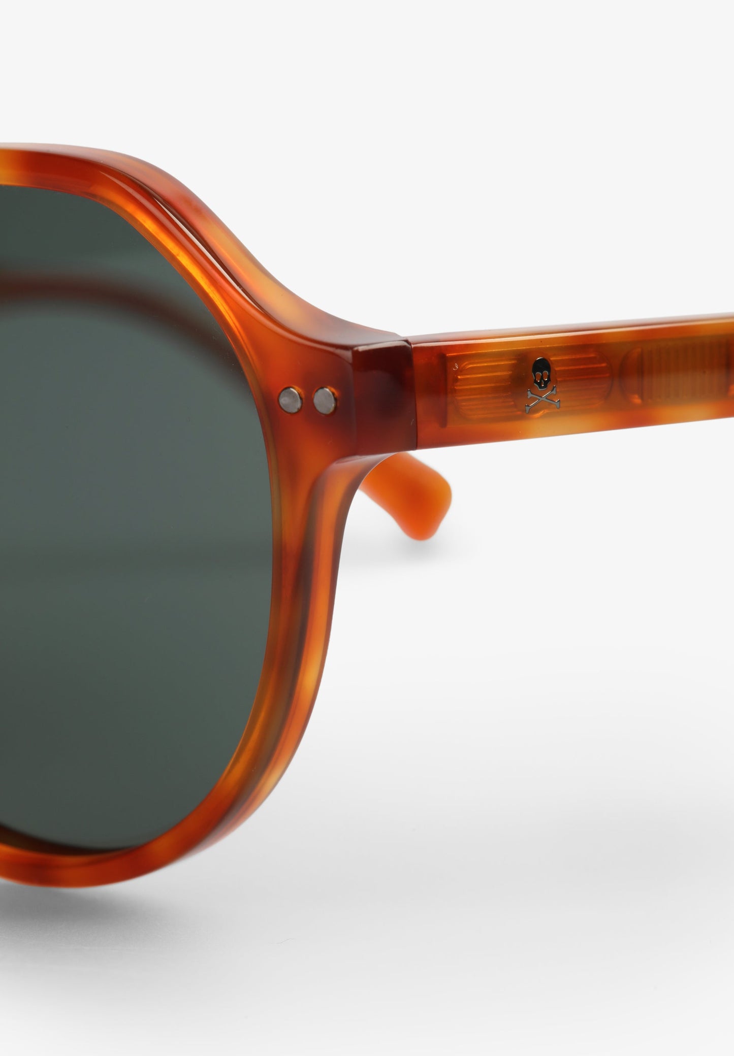 FINE OVAL SUNGLASSES