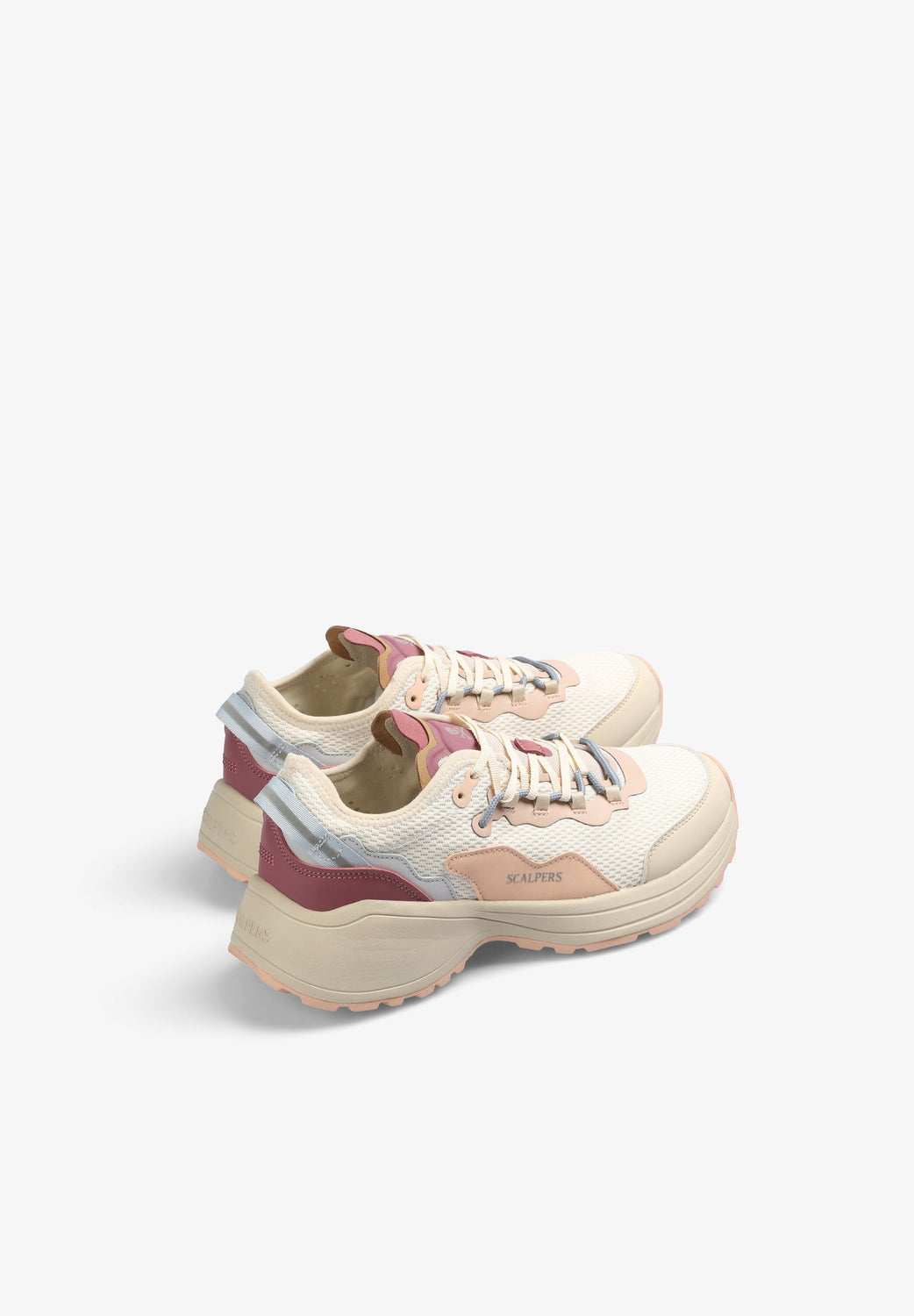 SNEAKERS SUELA PRONUNCIADA - Scalpers