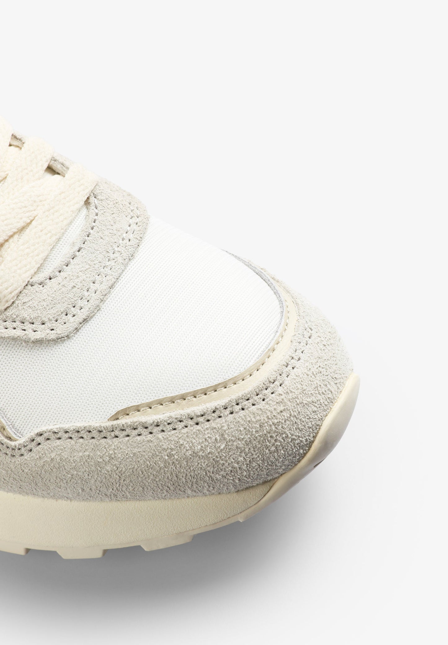 SNEAKERS LIGERAS SUELA ALTA DENTADA - Scalpers