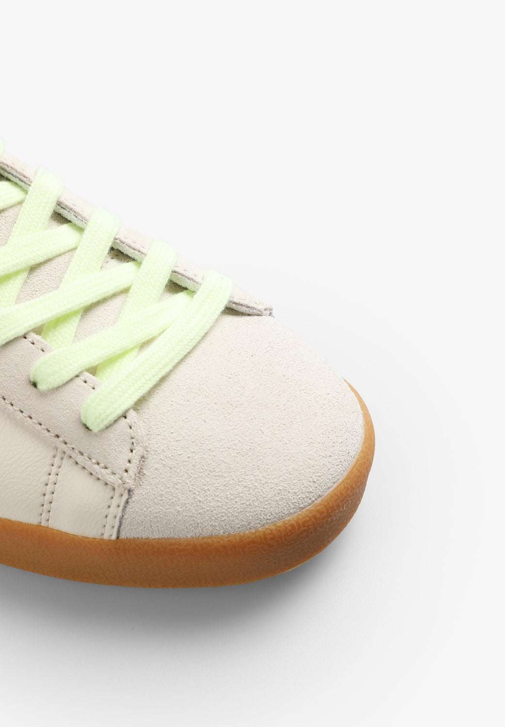 SNEAKERS BAJAS DETALLES CONTRASTE - Scalpers