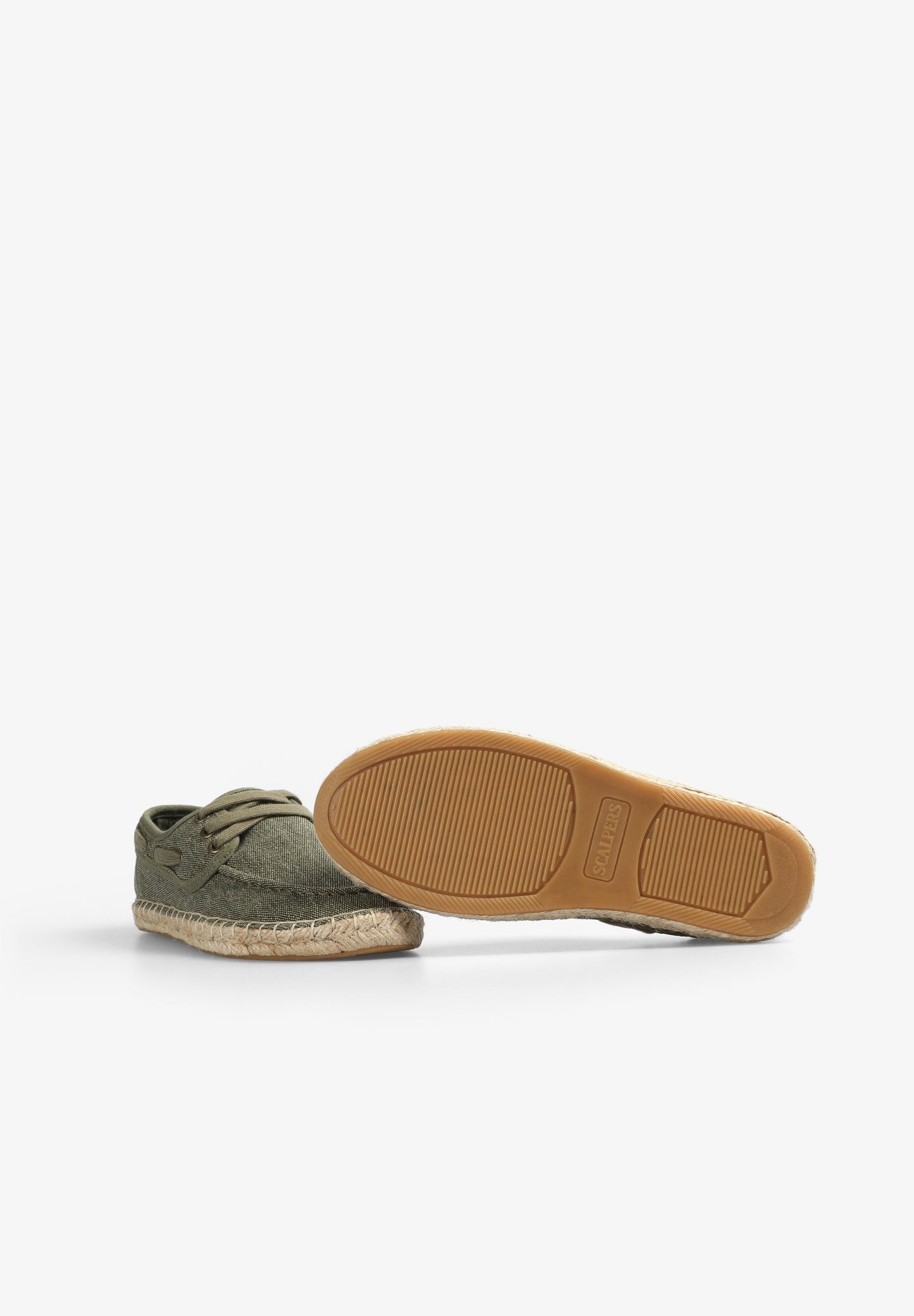 ESPADRILLES WITH LACES