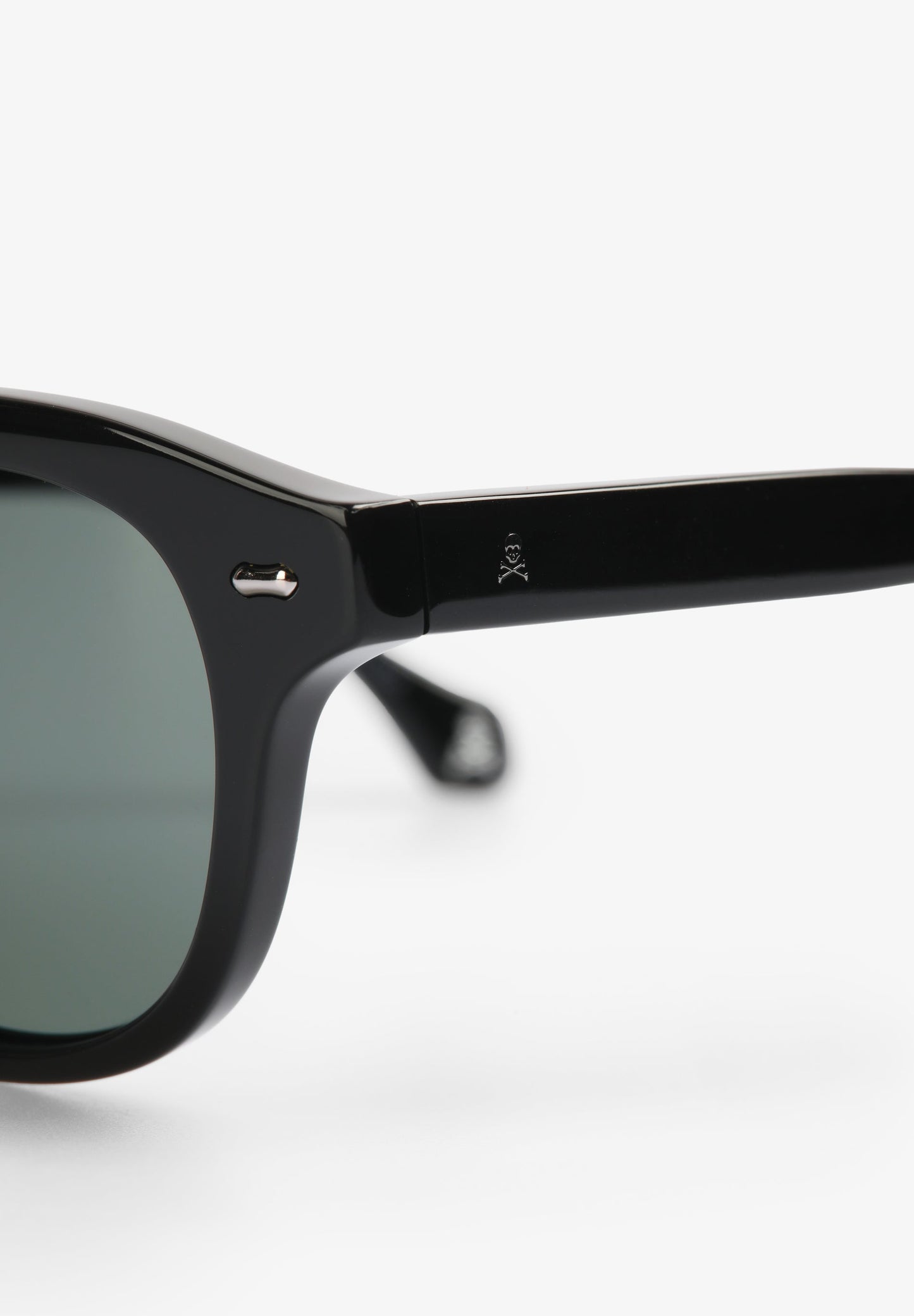 MONTMARTRE 01 - Scalpers