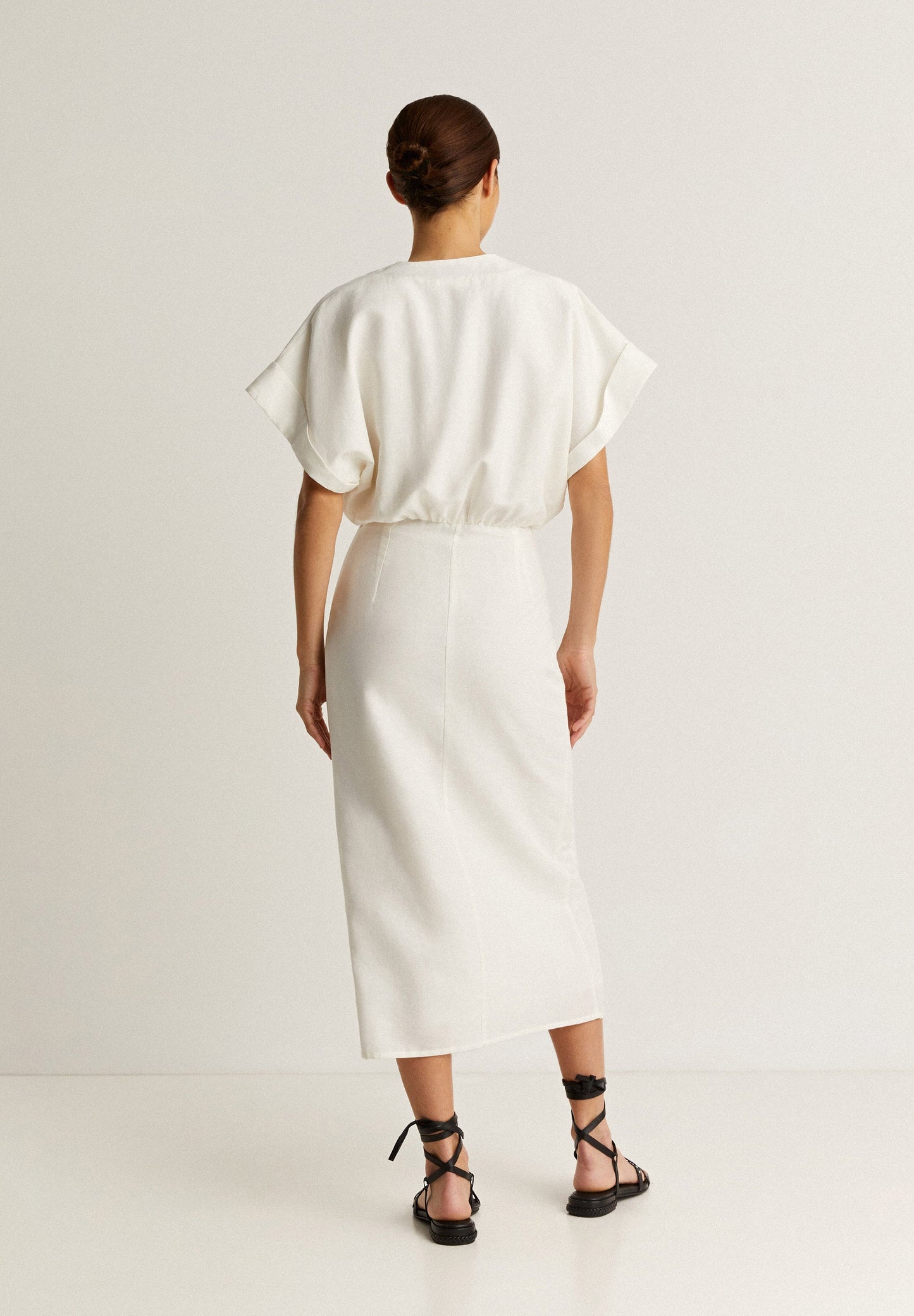 GATHERED LINEN DRESS