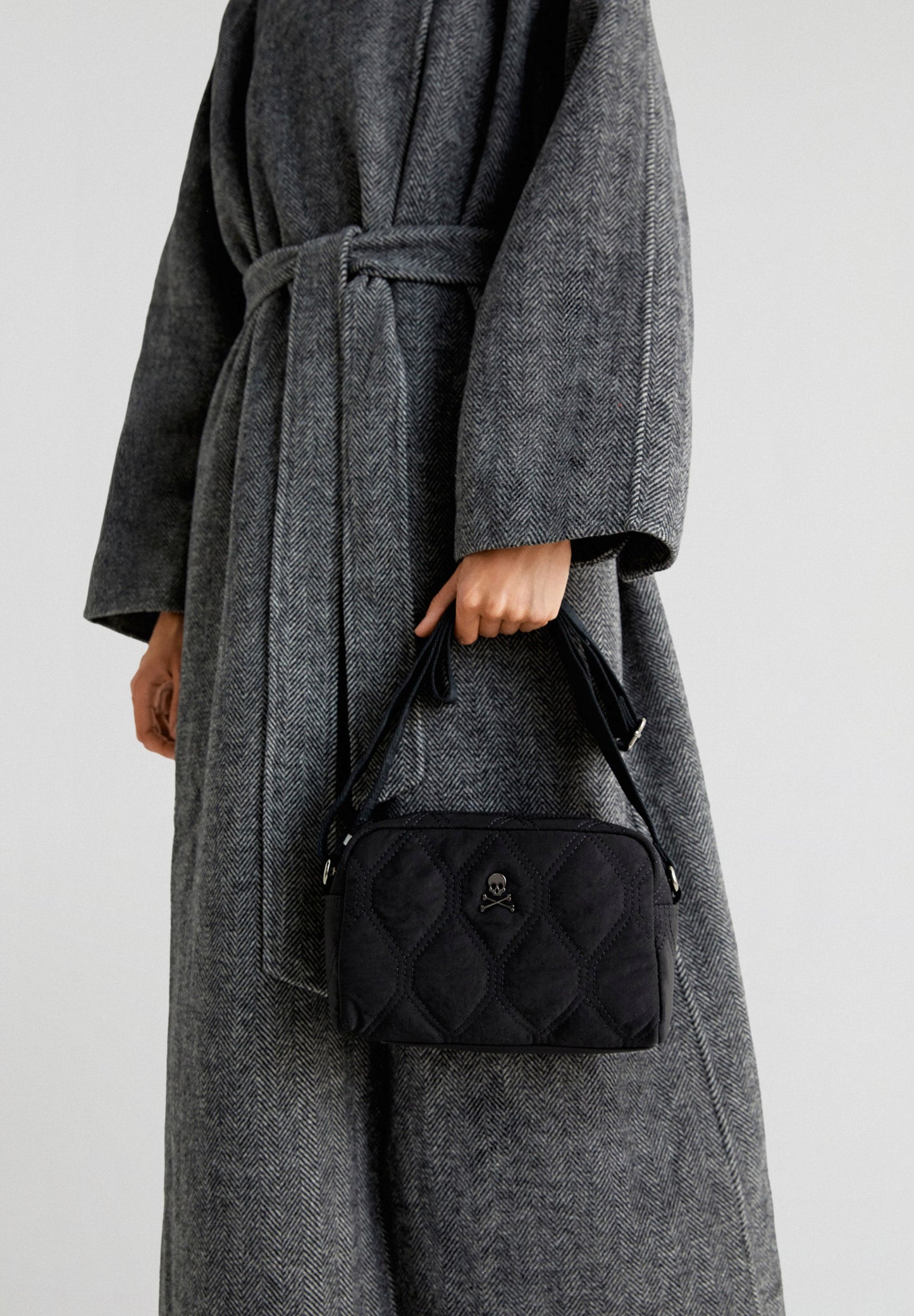 METALLIC QUILTED CROSSBODY BAG