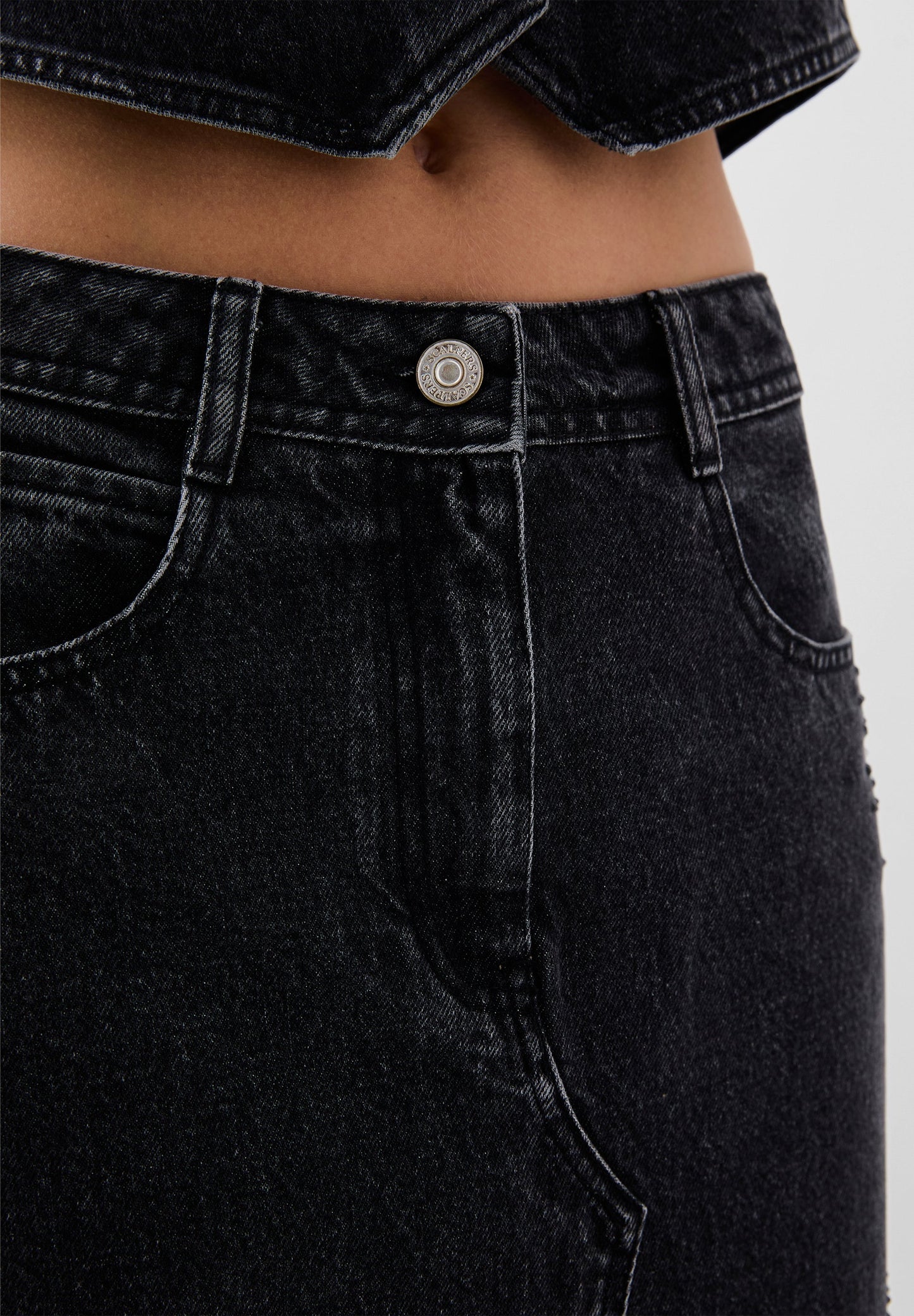 STUDS WAVY MIDI SKIRT