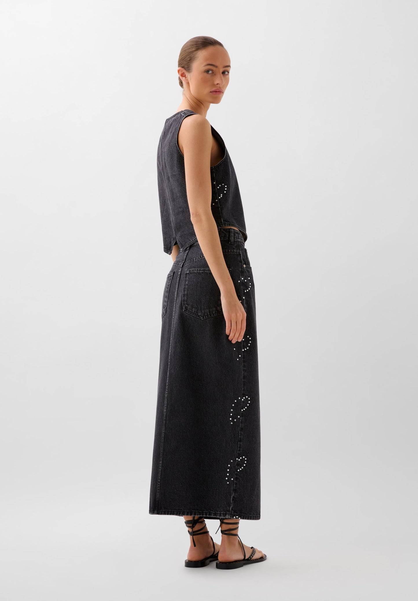 STUDS WAVY MIDI SKIRT