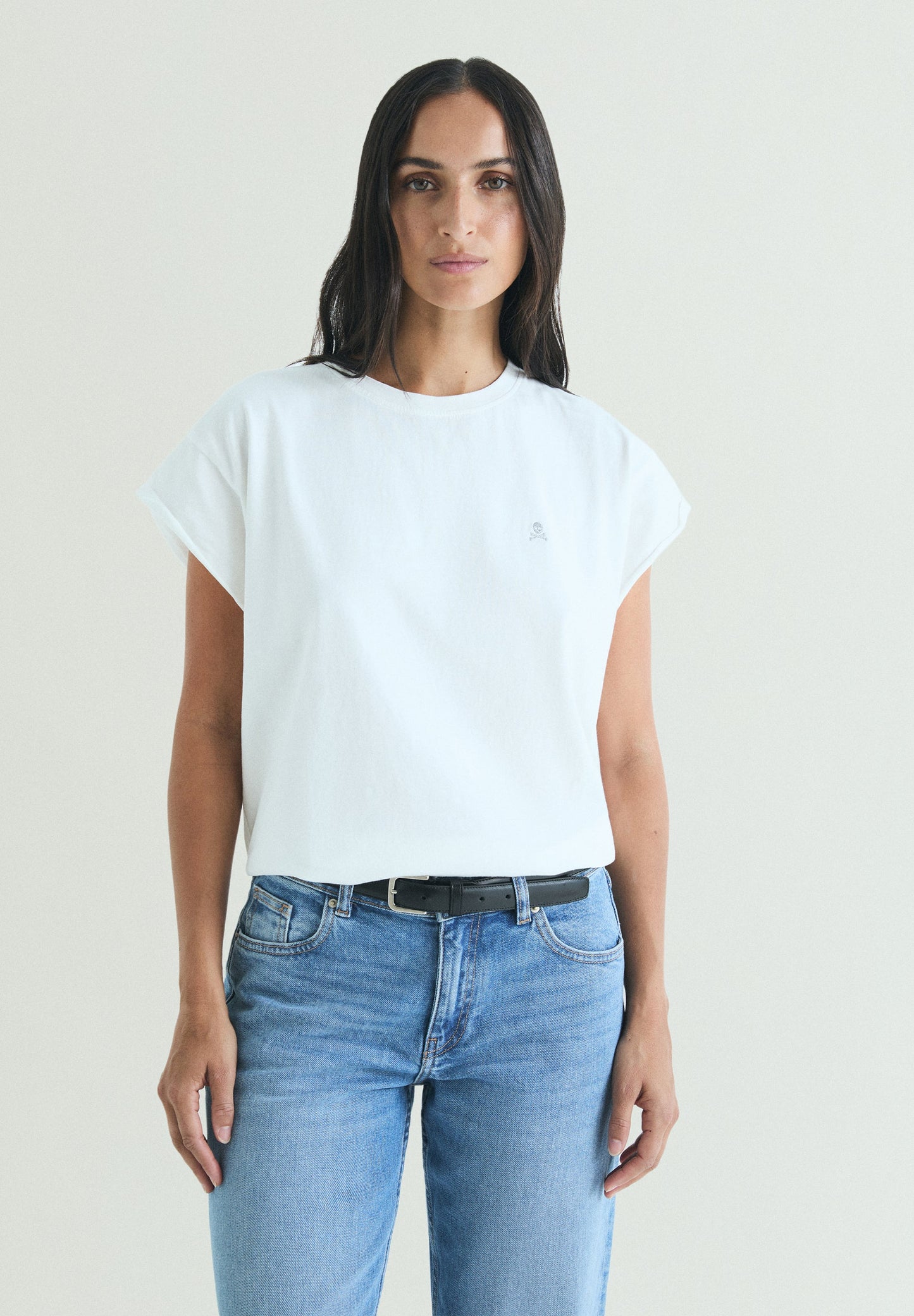 EMBROIDERED SKULL T-SHIRT