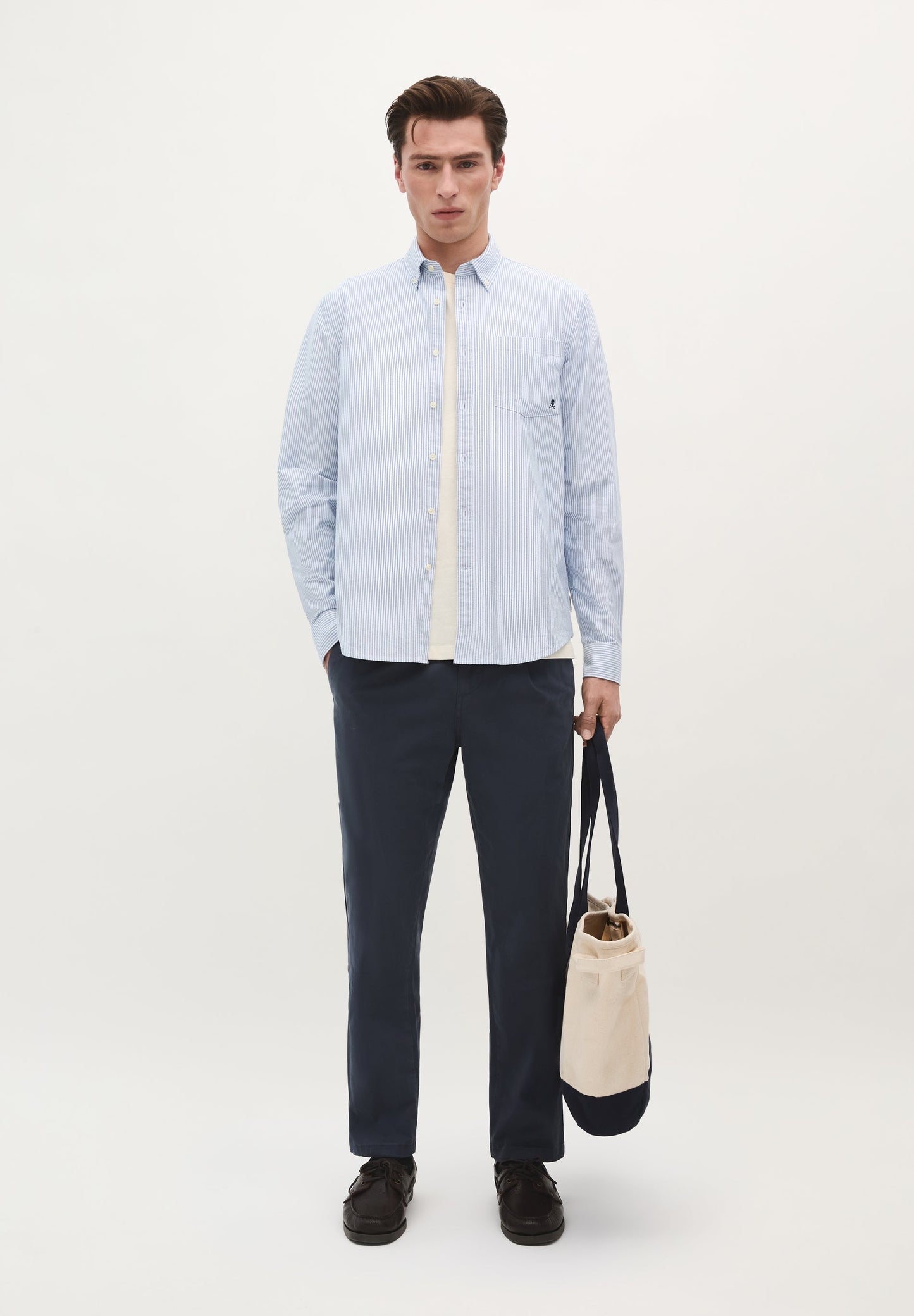PANTALÓN CHINO PINZAS RELAXED - Scalpers