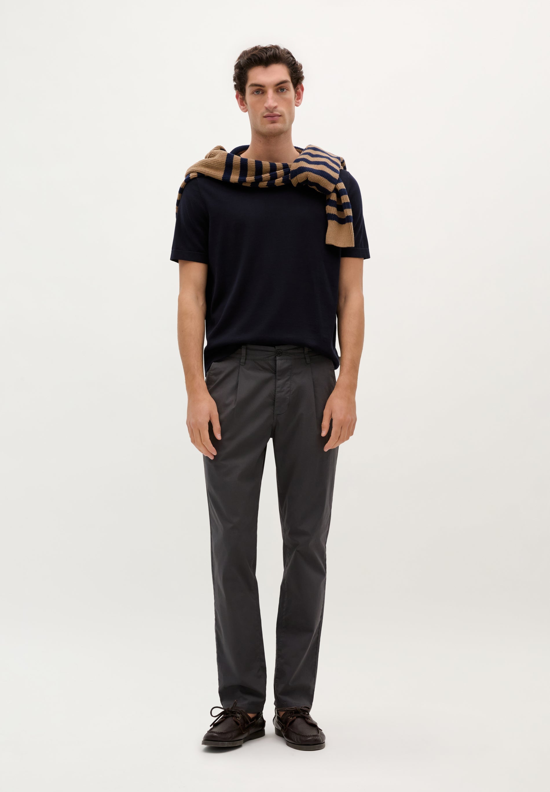 PLEATED CHINO TROUSERS