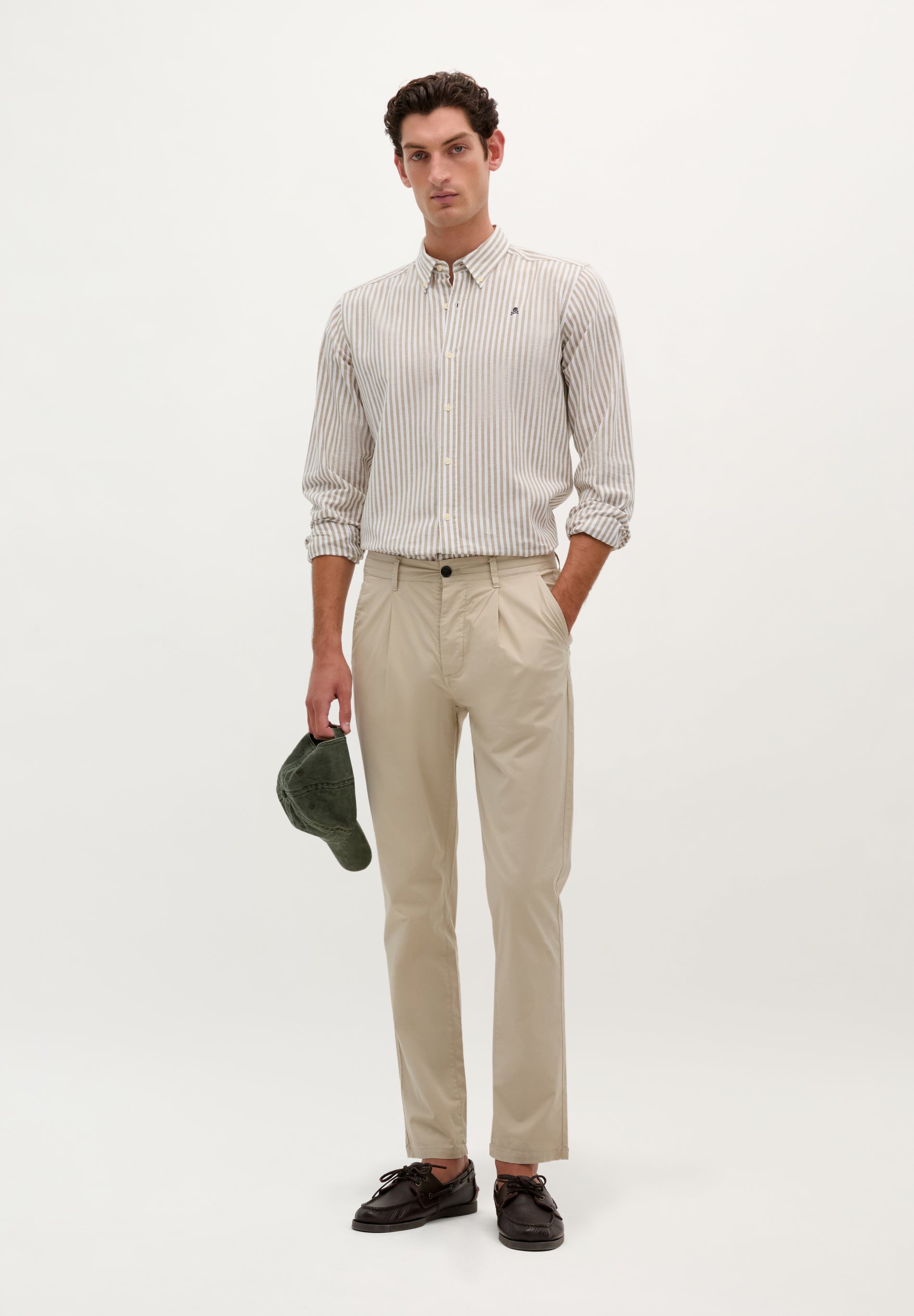 PLEATED CHINO TROUSERS