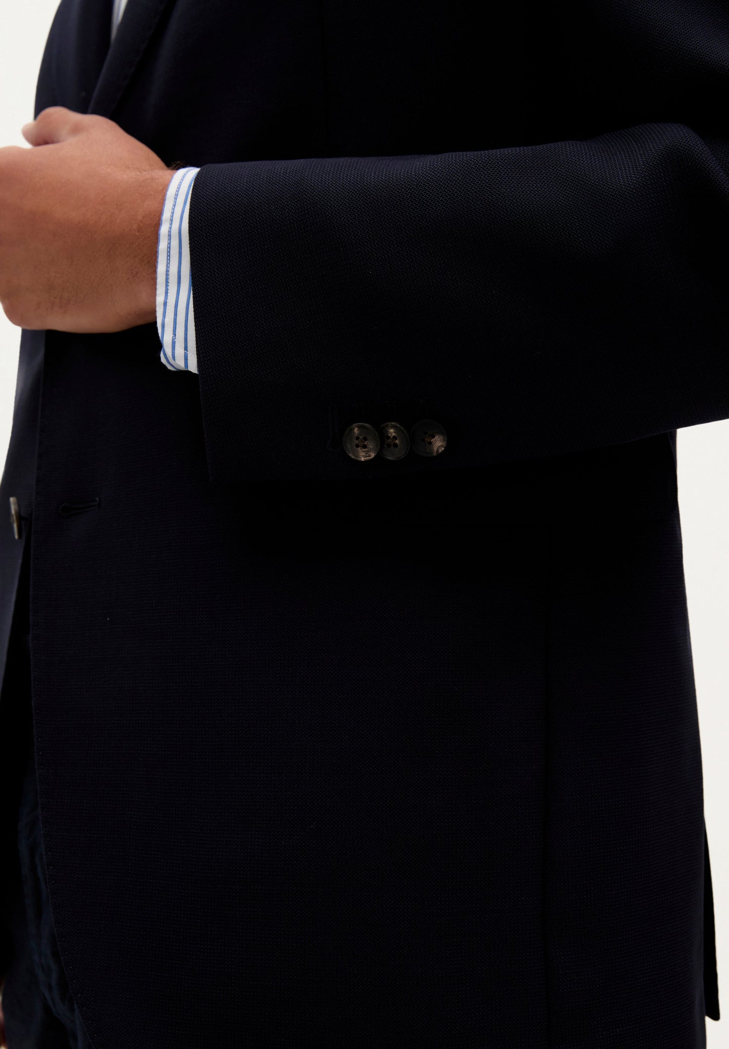 BLAZER ENTALLADA BOLSILLOS