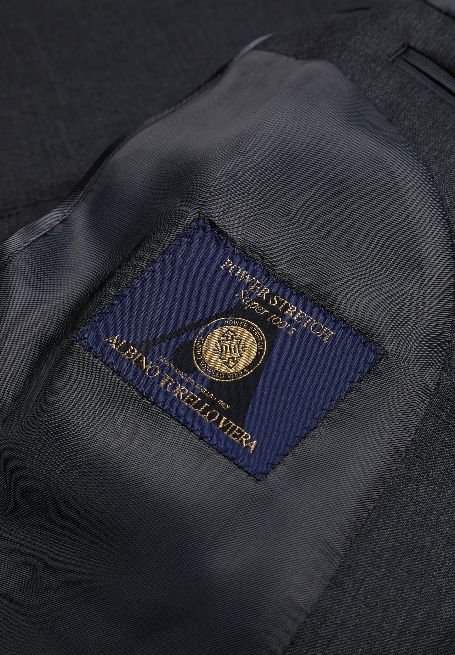 ANZUGBLAZER AUS WOLLE