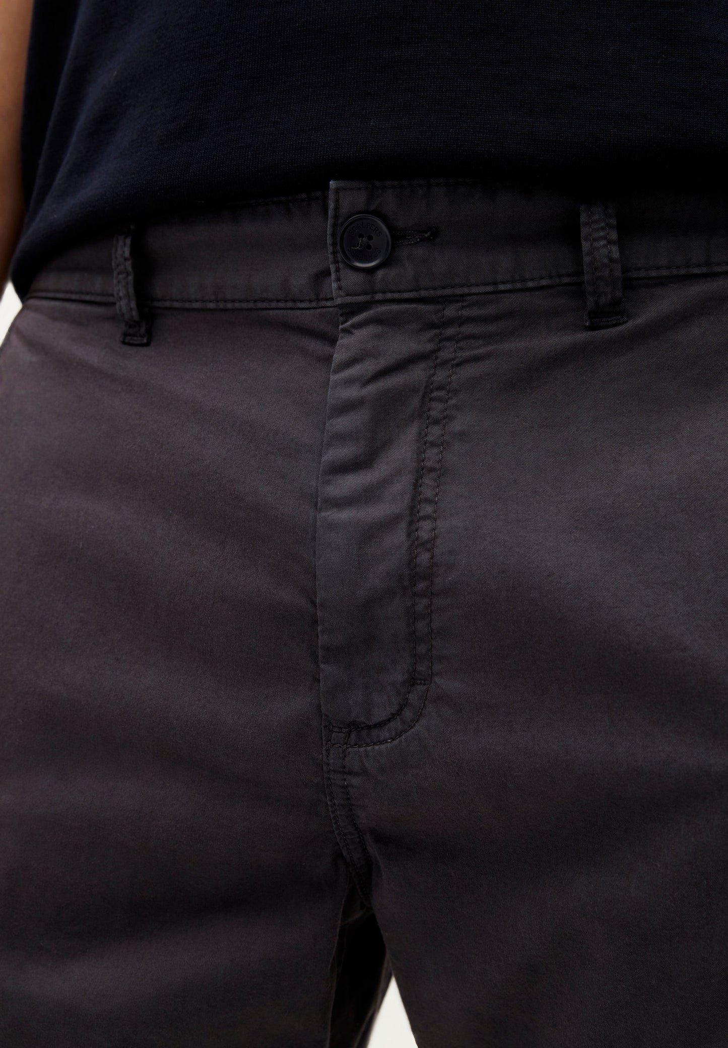 SHORT CARGO TROUSERS