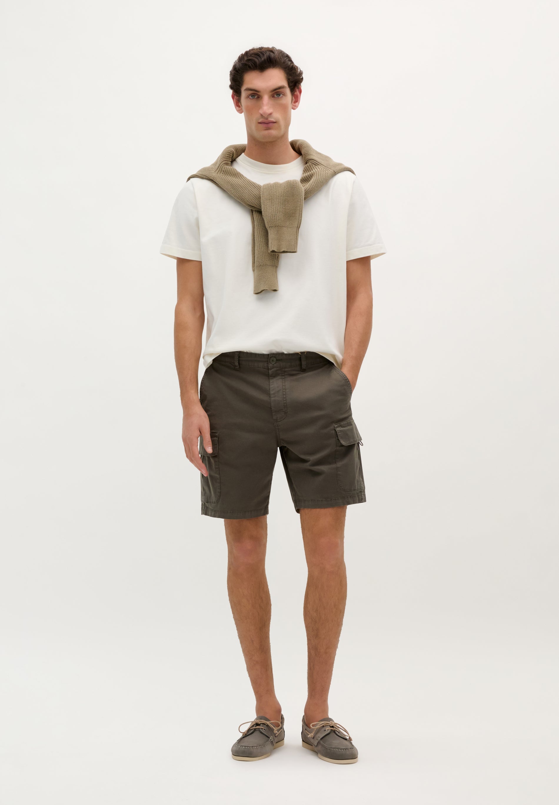 SHORT CARGO TROUSERS