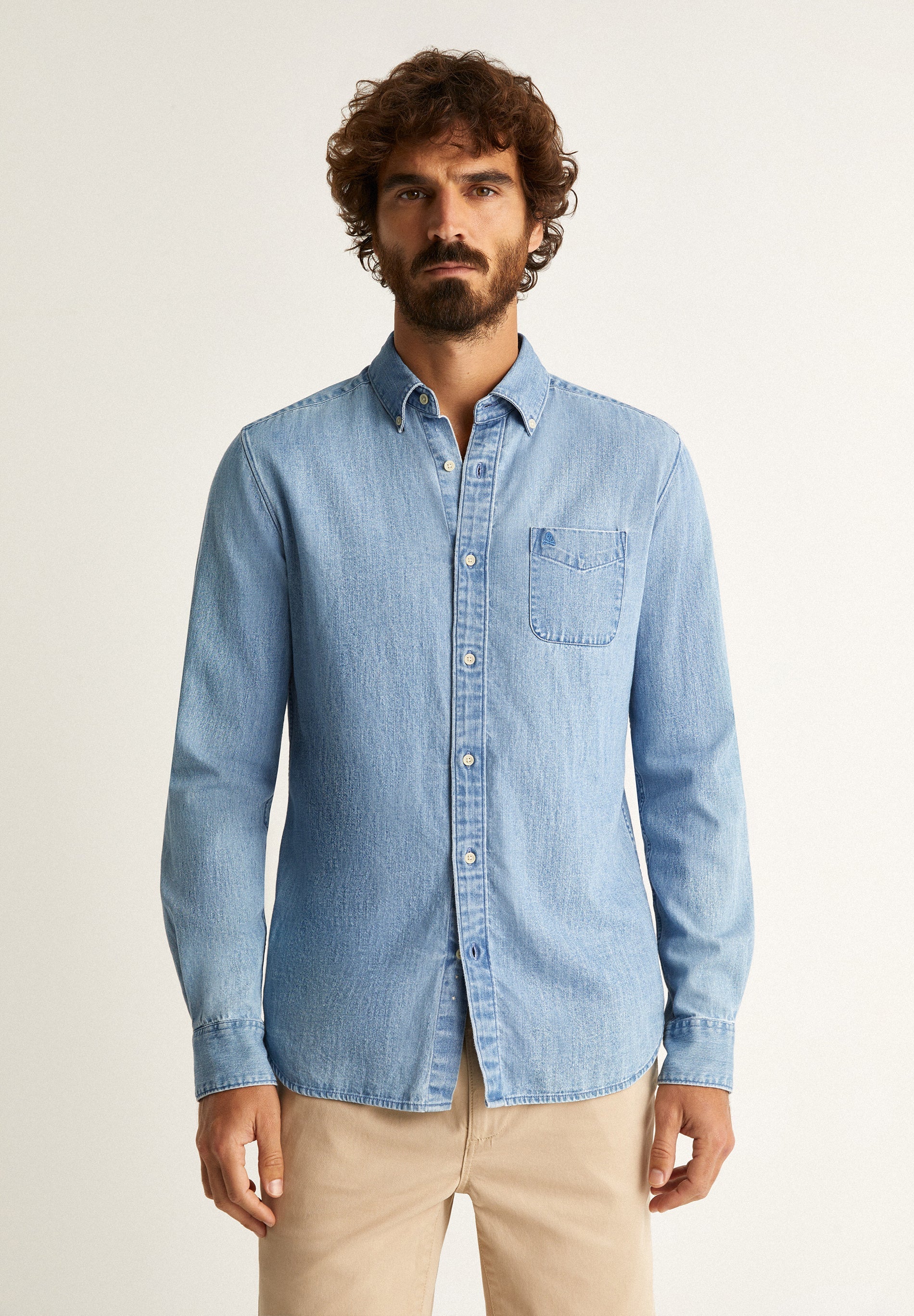 BUTTONED DENIM SHIRT WITH POCKET