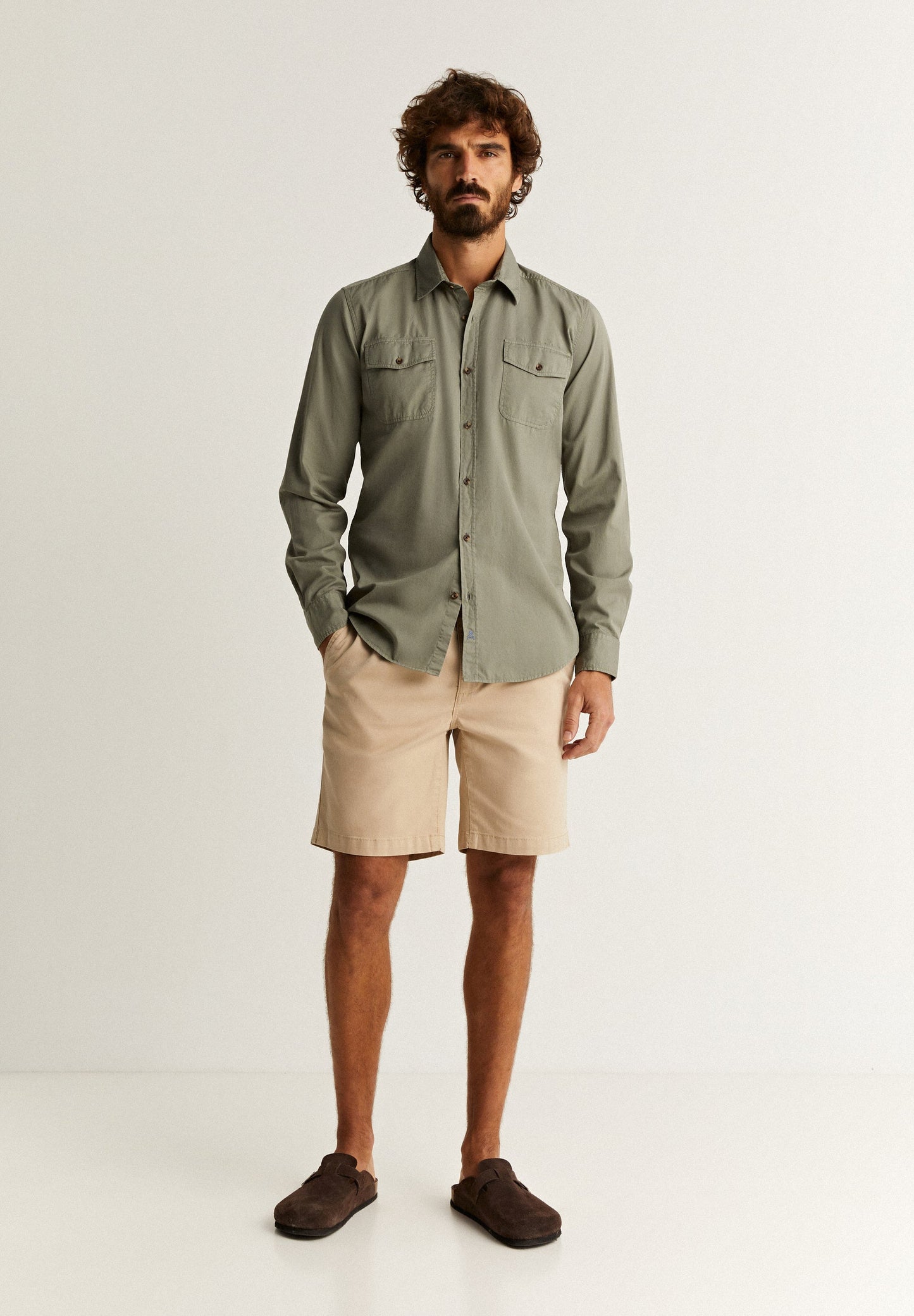 BUTTONED SHIRT WITH POCKETS