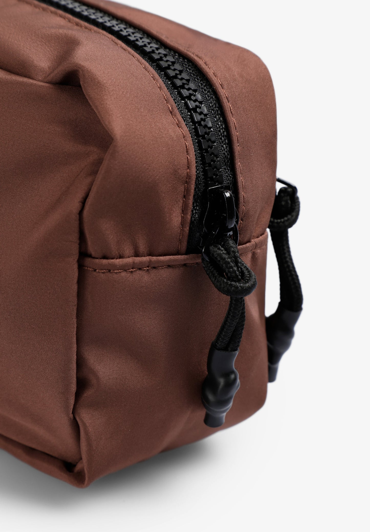 SKULL TRAVEL TOILETRY BAG
