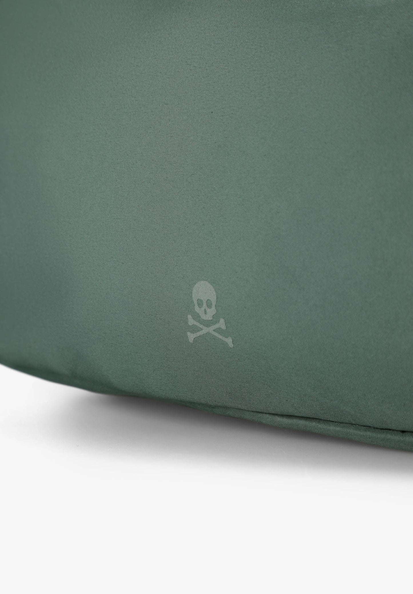 SKULL TRAVEL TOILETRY BAG