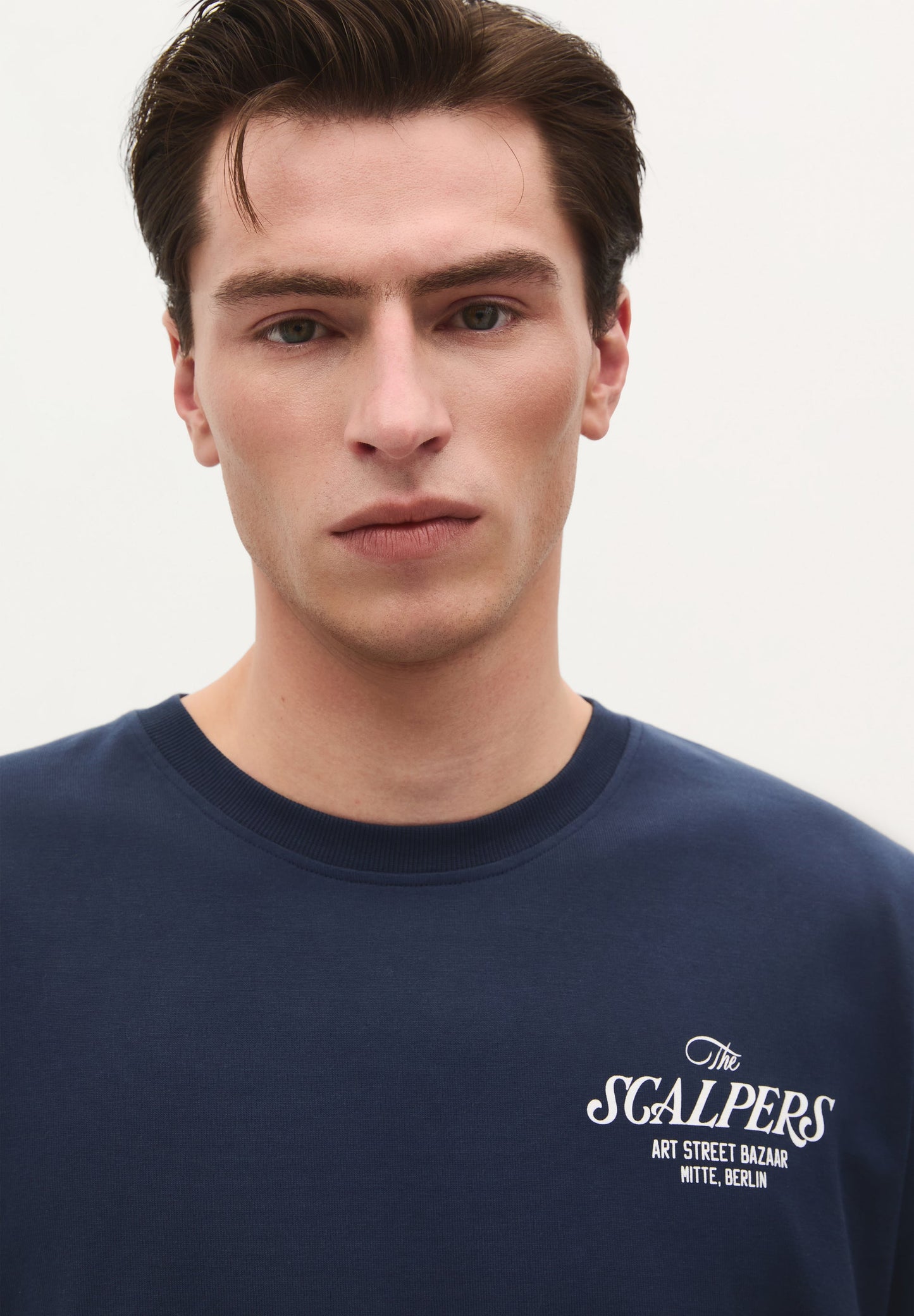 BAZAAR PRINT T-SHIRT