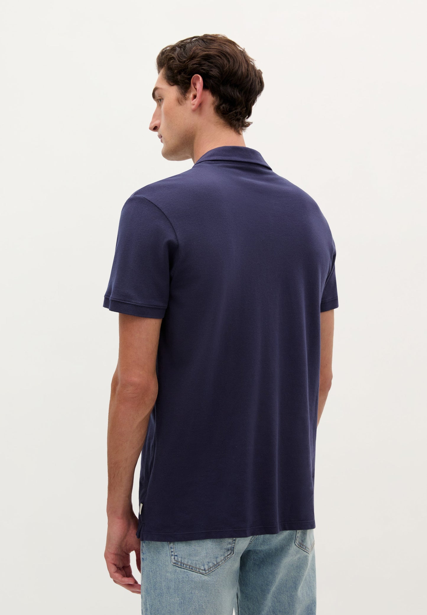 LIGHTWEIGHT PIQUÉ POLO SHIRT